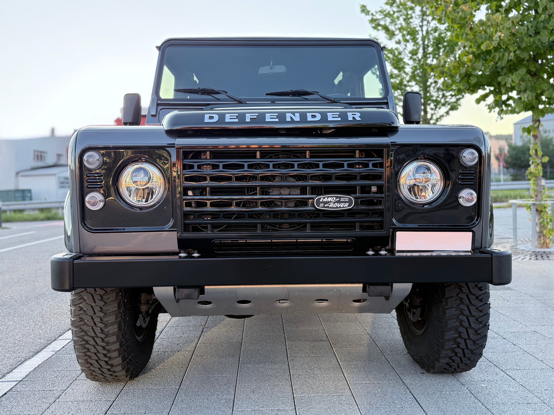 LAND ROVER DEFENDER 90 2.2 TD4 • ADVENTURE EDITION • 67YRS • STATION WAGON-image-8
