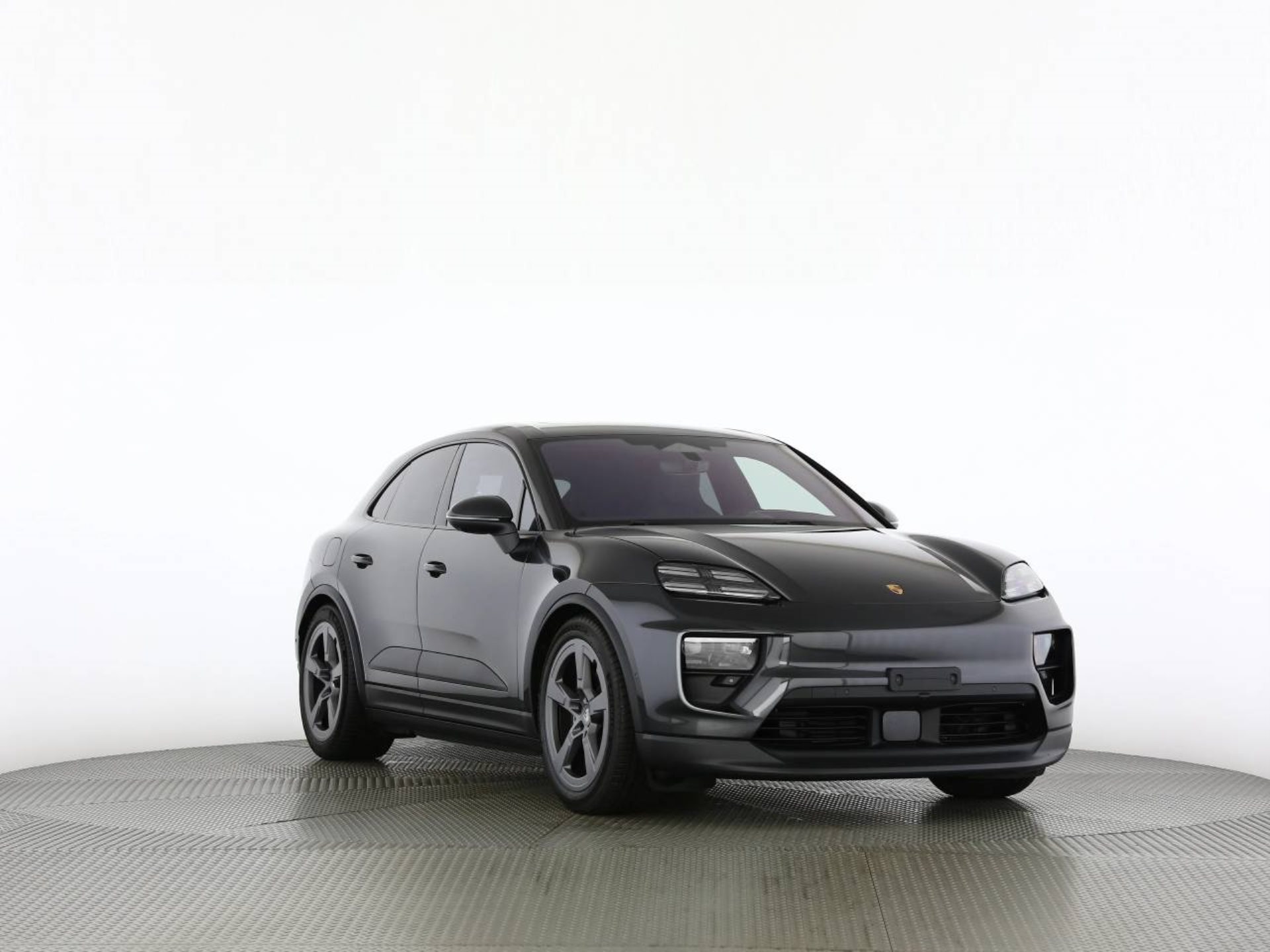 PORSCHE Macan 4-image-0