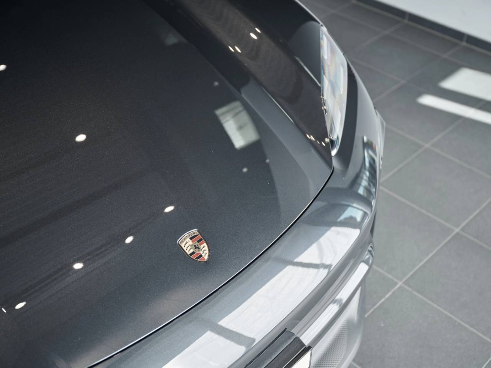 PORSCHE Macan 4-image-25