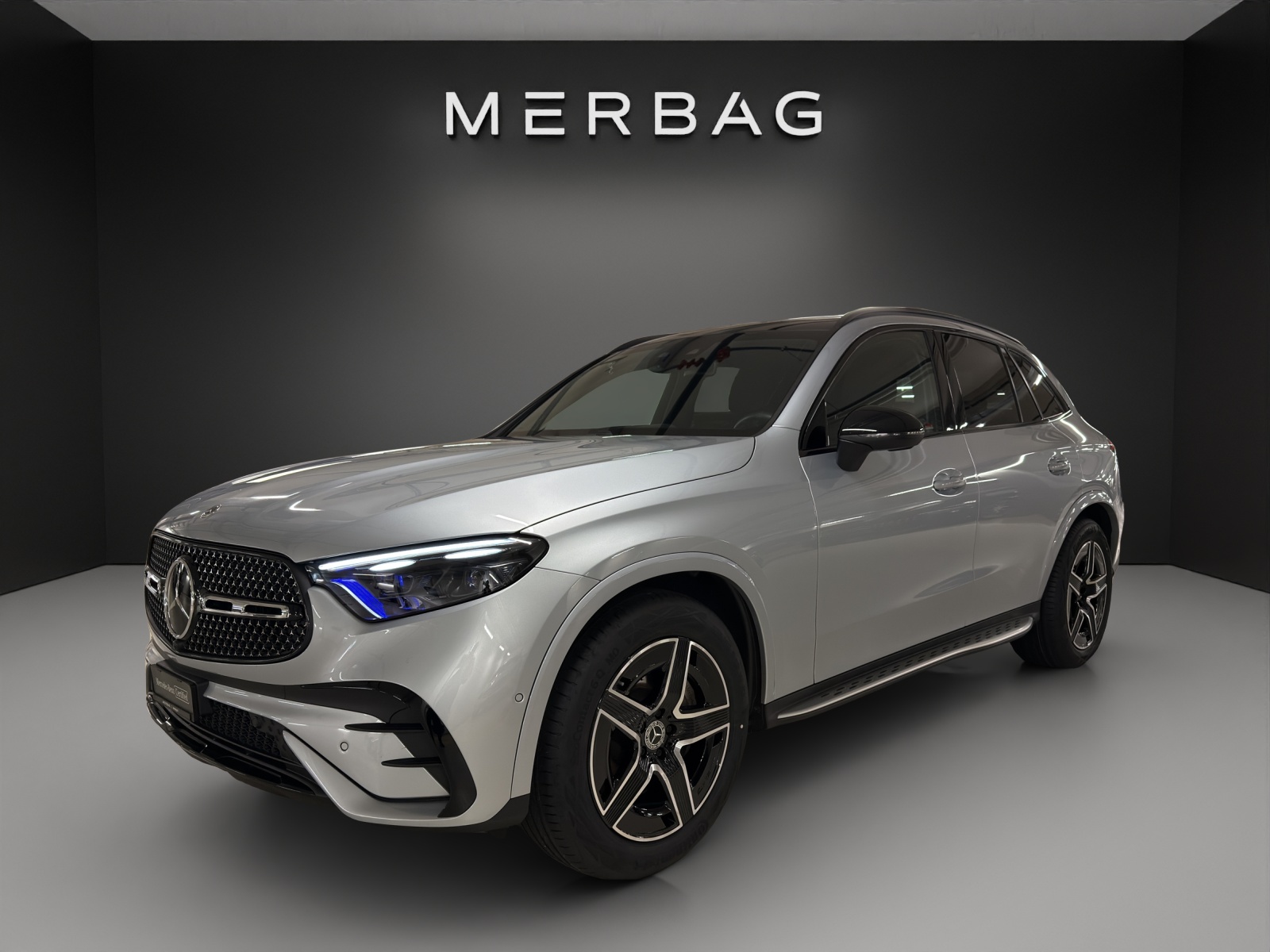 MERCEDES-BENZ GLC 200 4Matic 9G-Tronic-image-2