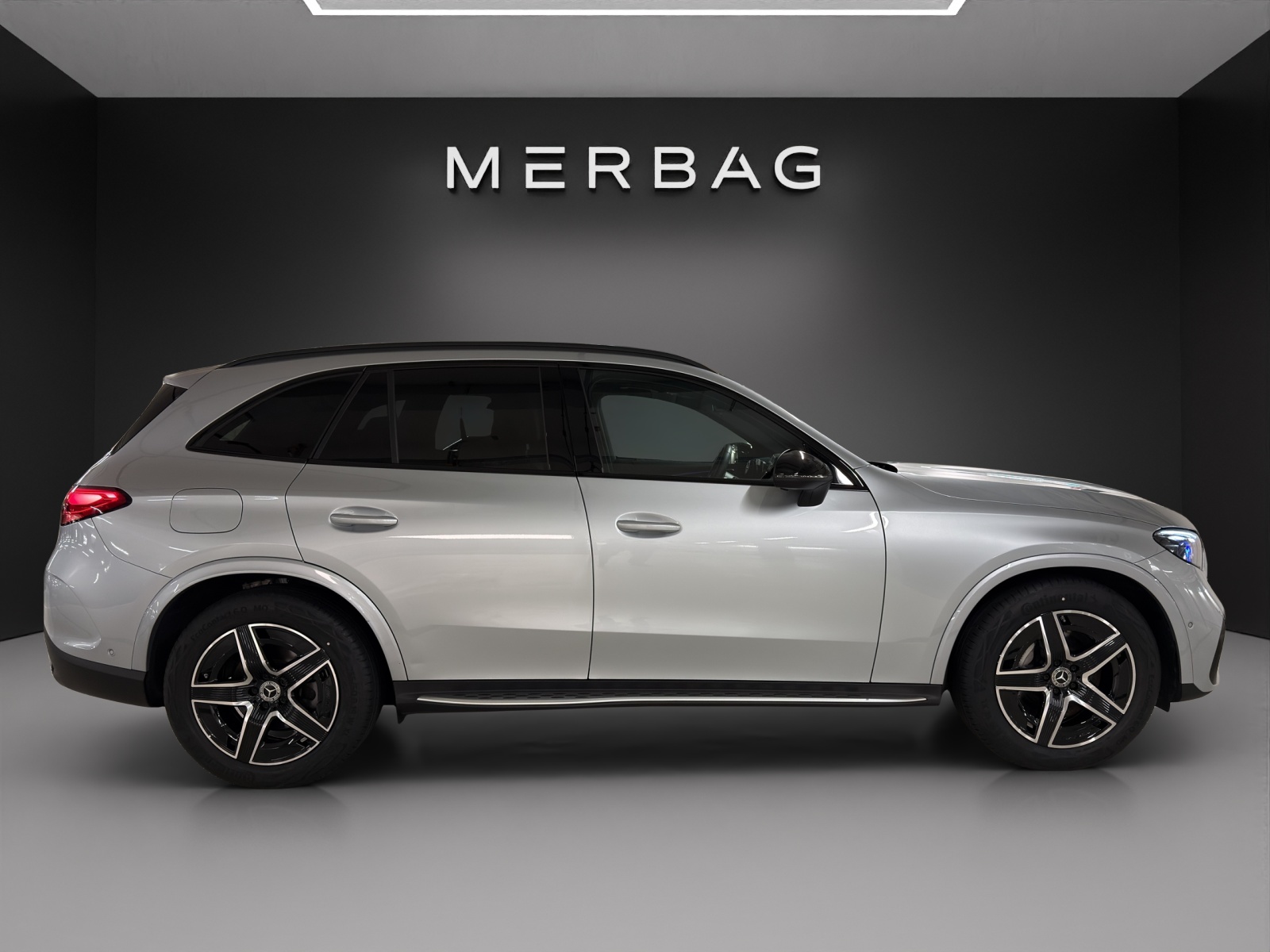 MERCEDES-BENZ GLC 200 4Matic 9G-Tronic-image-4