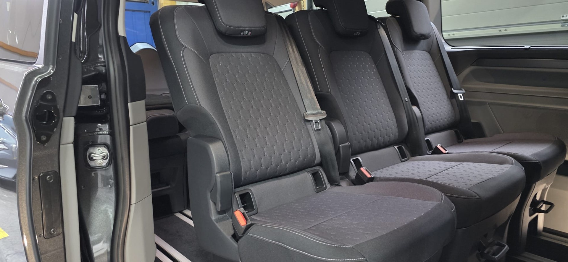 FORD Tourneo Bus 320 Custom L2H1 TitaniumX Automat *8-Plätzer*-image-26