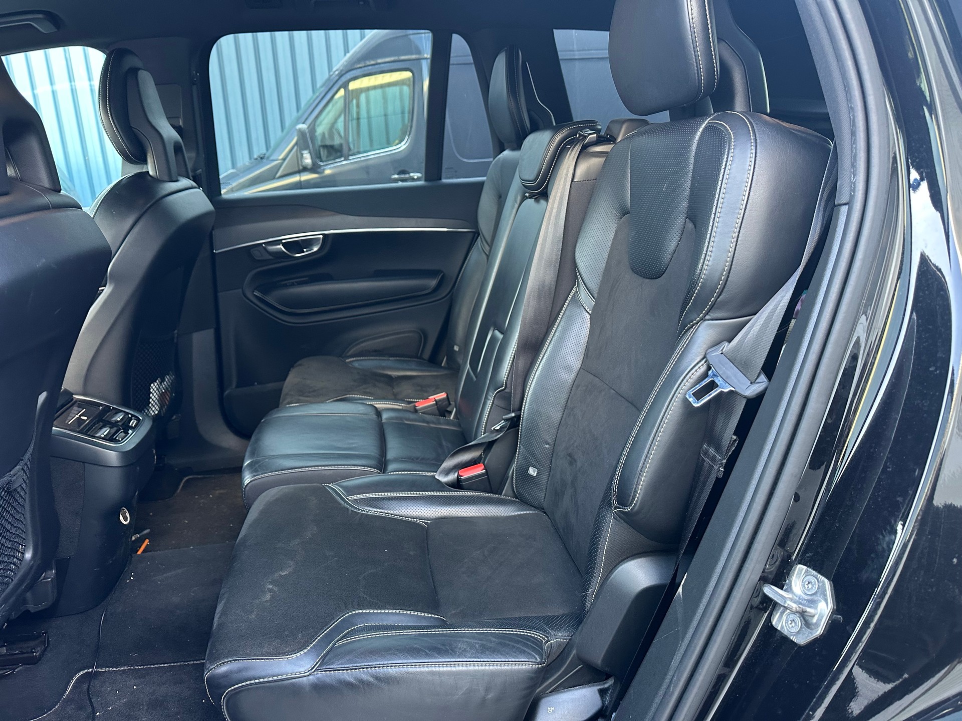 VOLVO XC90 D5 AWD R-Design Geartronic-image-8
