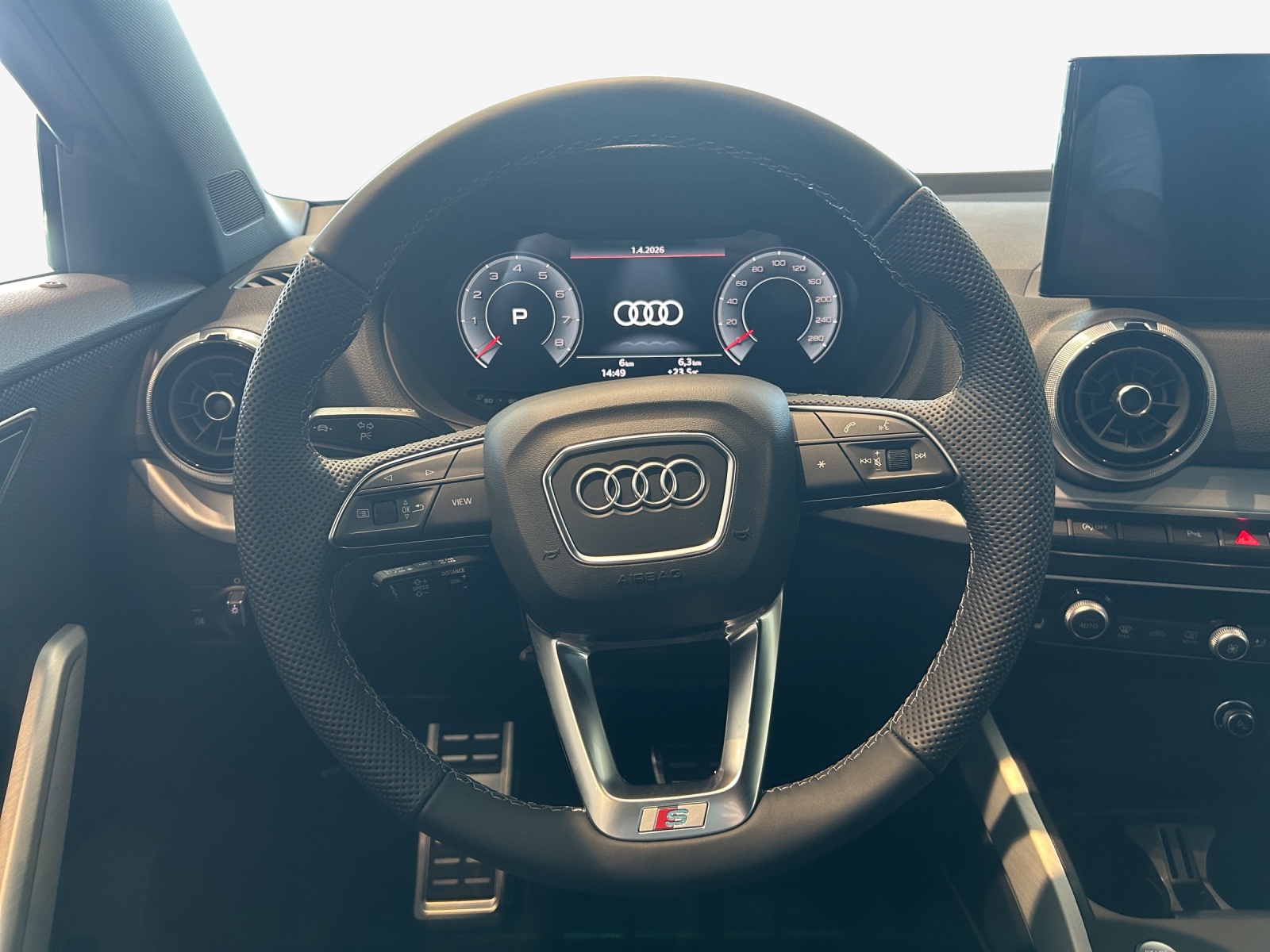AUDI Q2 35 TFSI advanced S-tronic-image-8