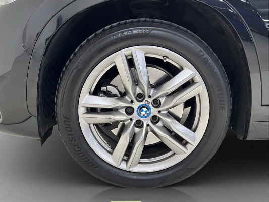BMW X1 xDrive 25e M Sport-image-7