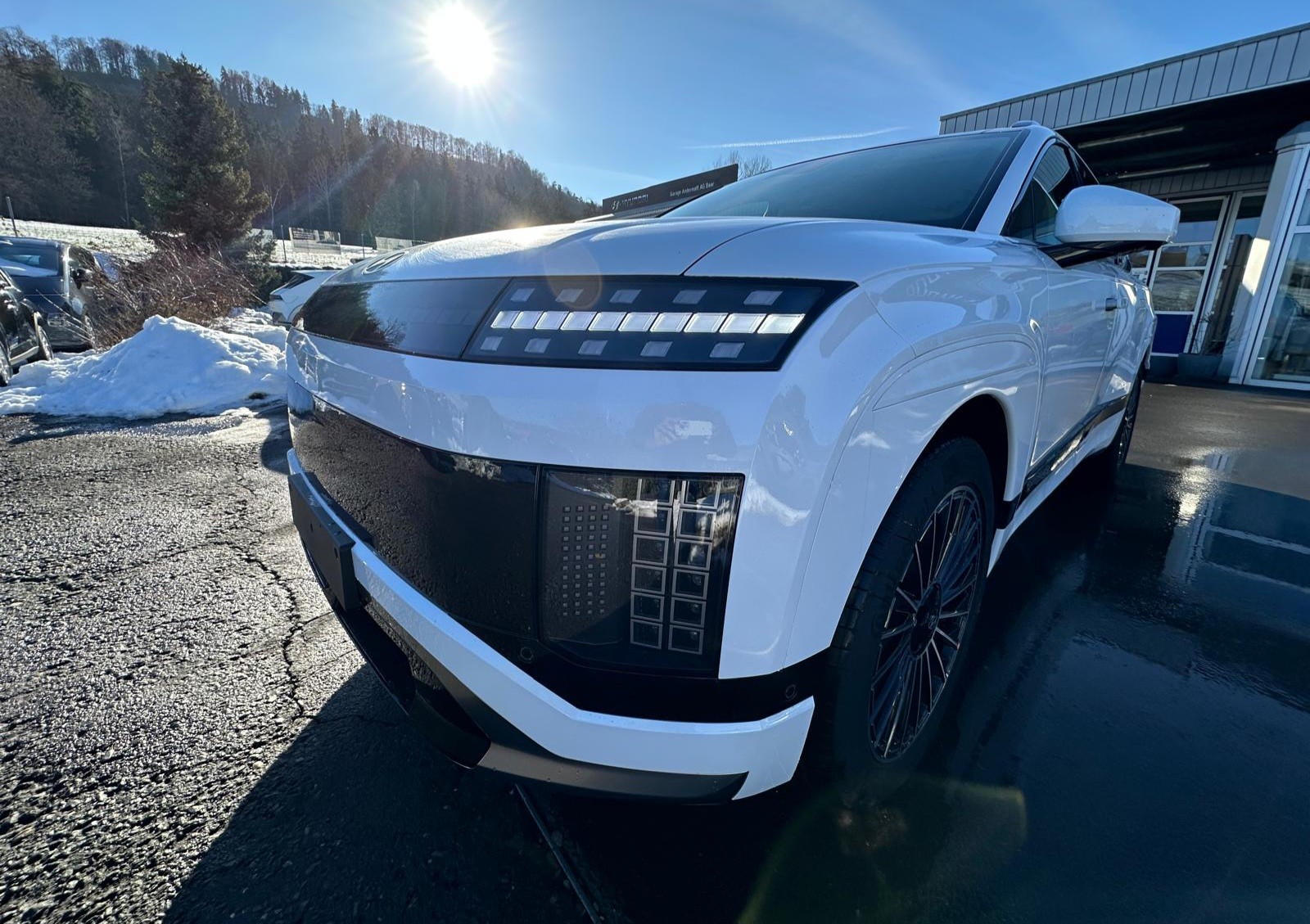 HYUNDAI Ioniq 9 110kWh Vertex Caligraphy 4WD-image-2