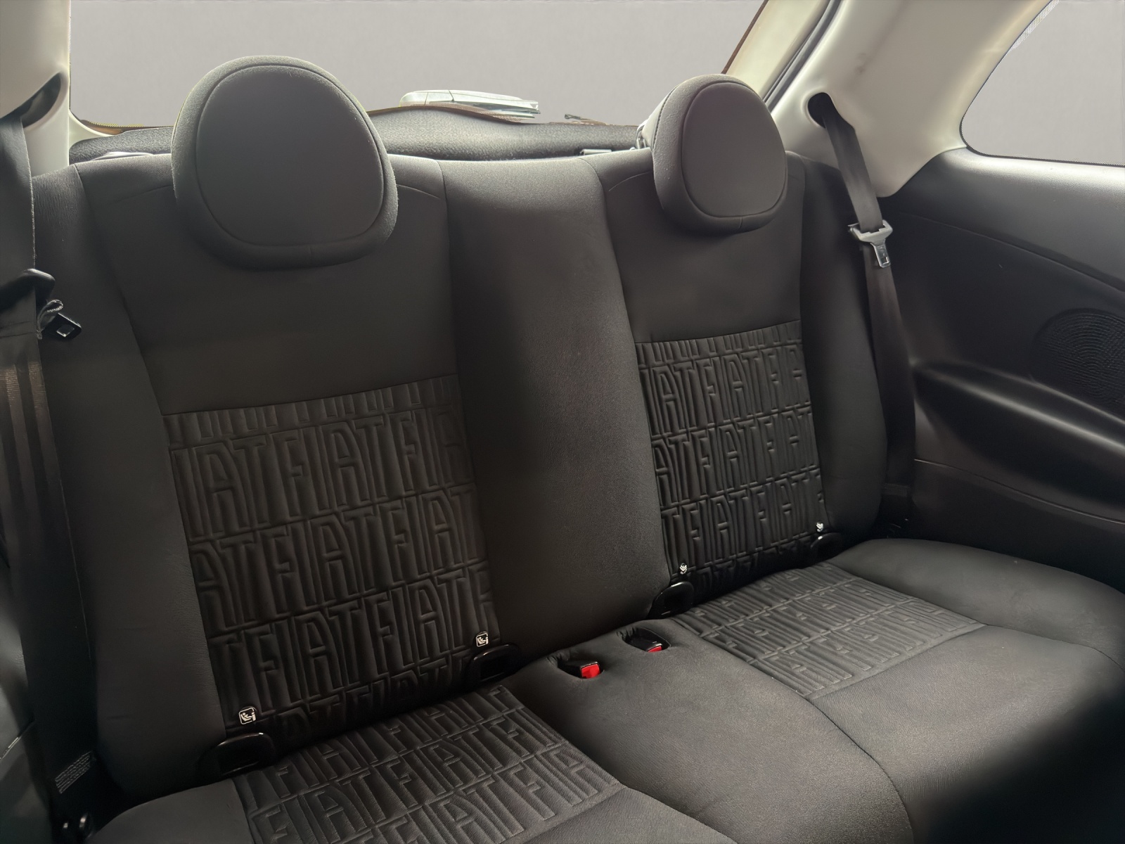 FIAT 500 Red-image-9
