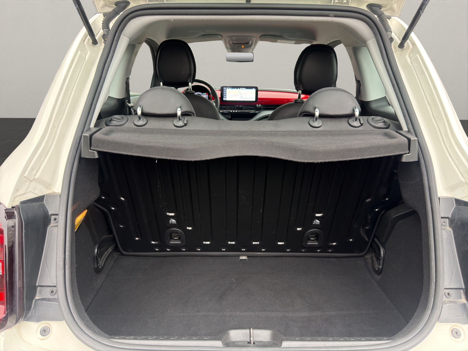 FIAT 500 Red-image-10