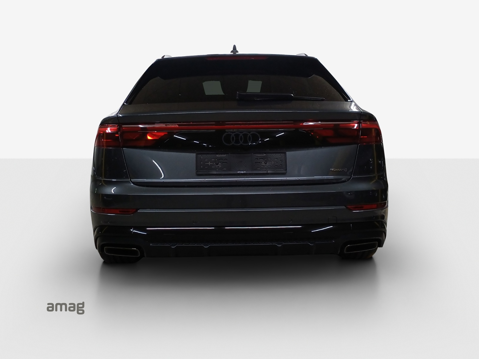 AUDI Q8 SUV TFSI e quattro 290 kW Attraction tiptronic-image-3