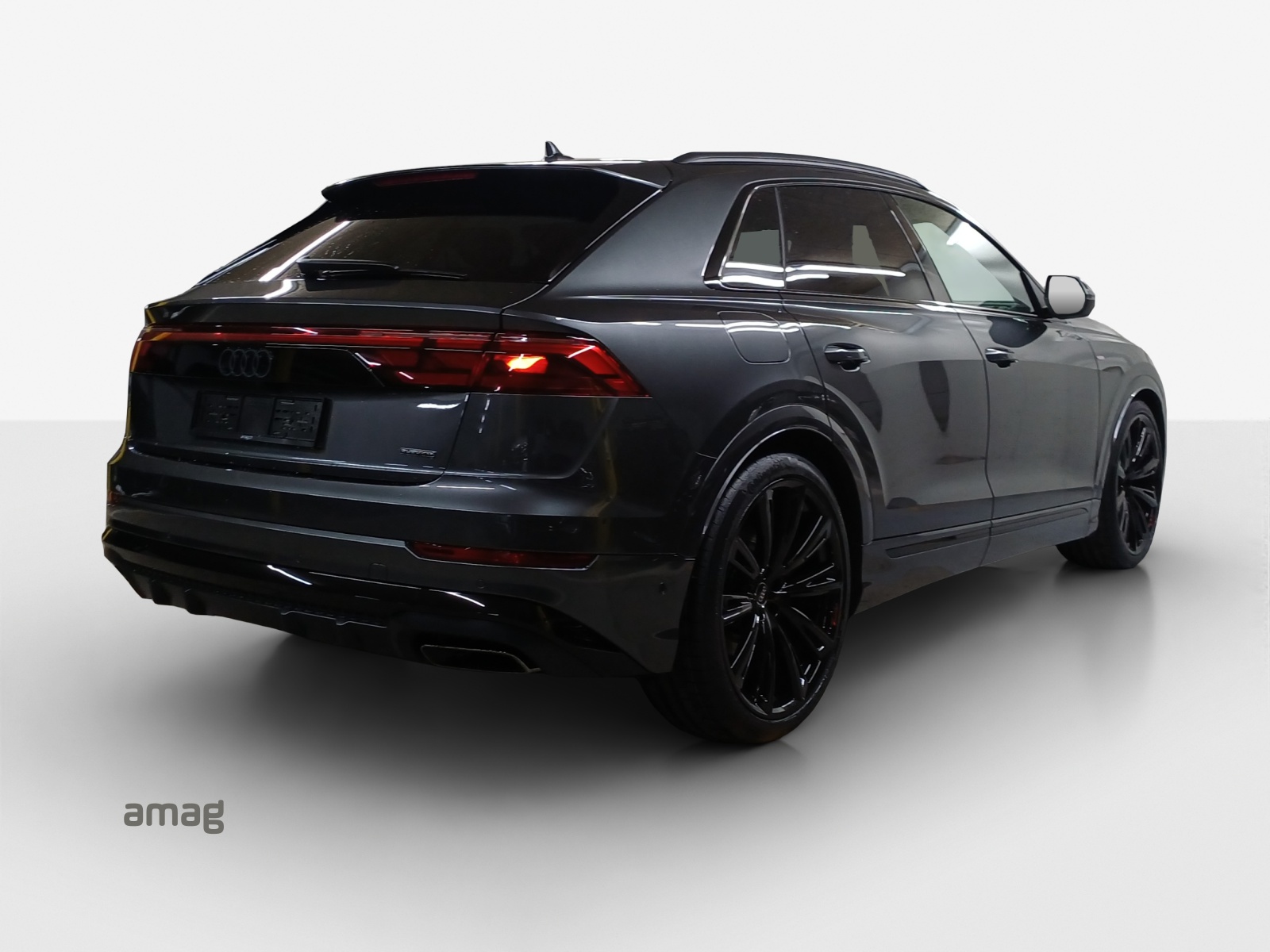 AUDI Q8 SUV TFSI e quattro 290 kW Attraction tiptronic-image-4