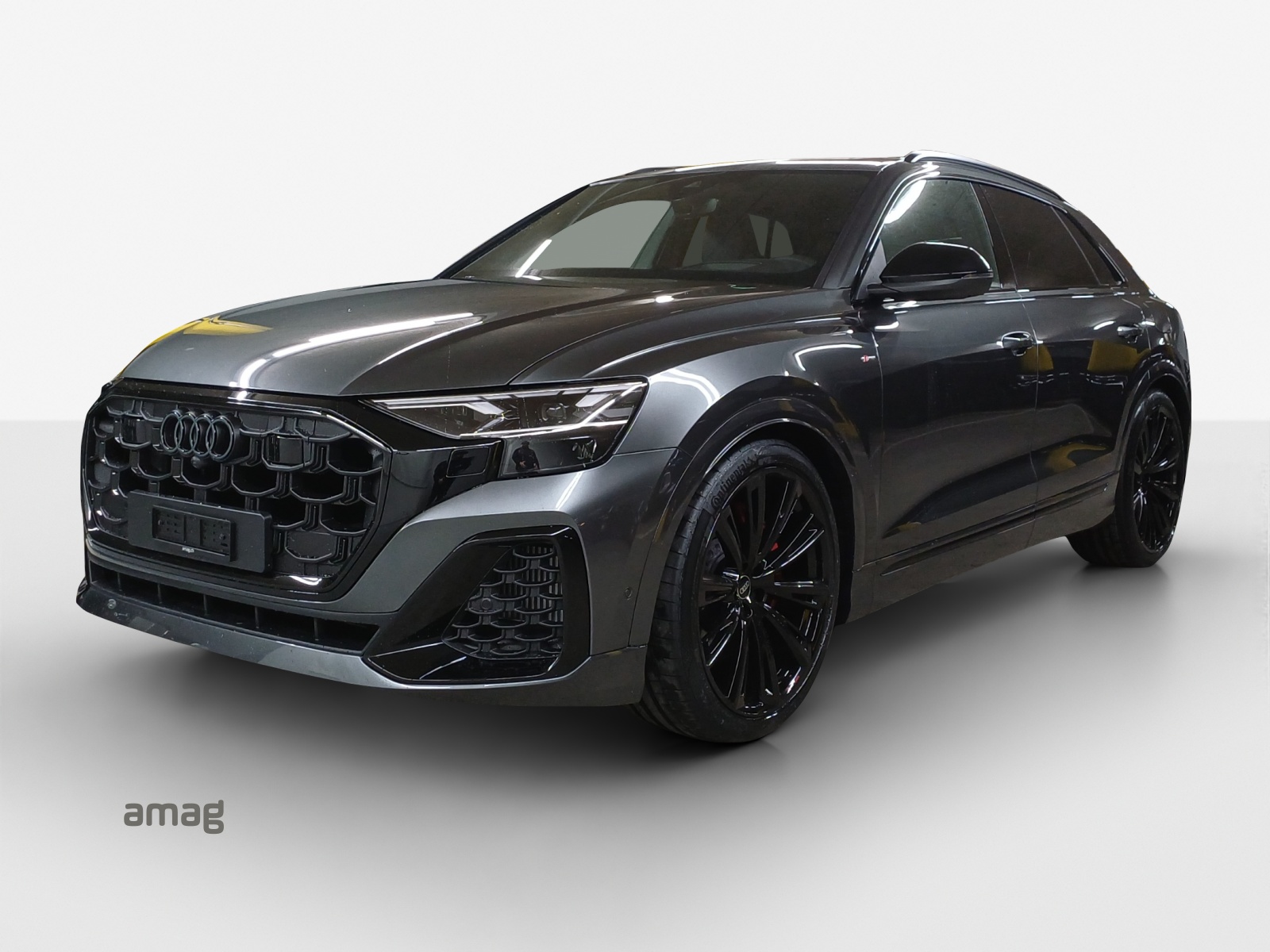 AUDI Q8 SUV TFSI e quattro 290 kW Attraction tiptronic-image-0