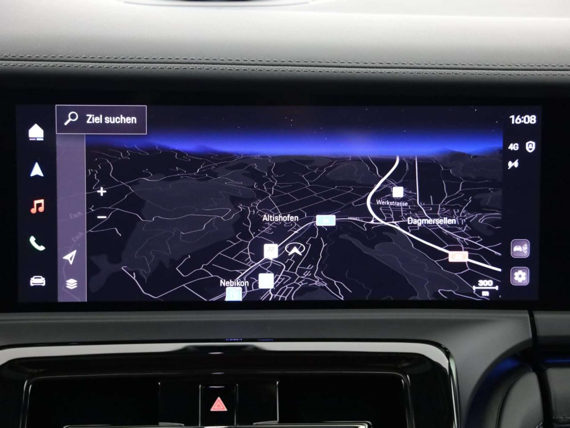 PORSCHE Panamera 4S E-Hybrid-image-13