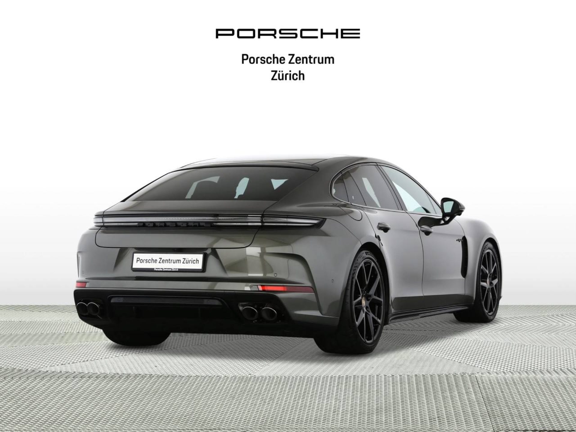 PORSCHE Panamera 4S E-Hybrid-image-2