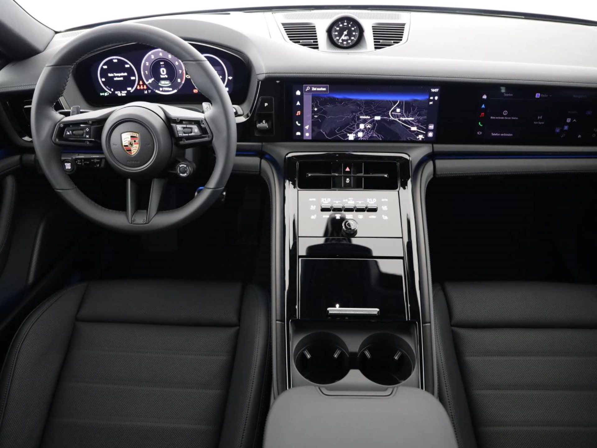 PORSCHE Panamera 4S E-Hybrid-image-4