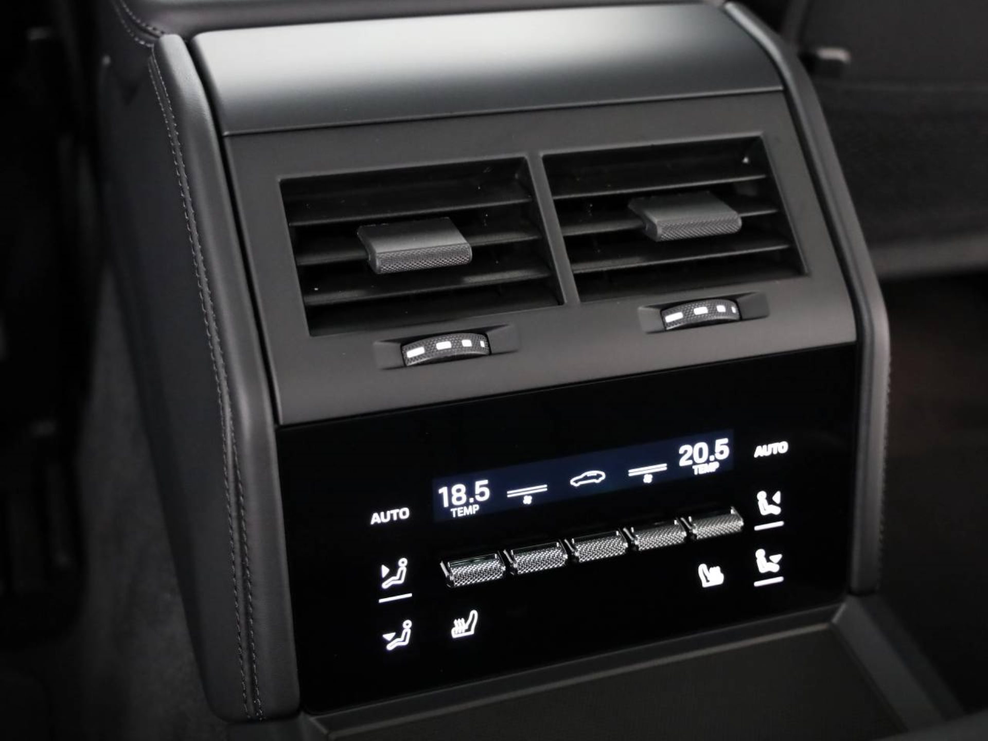 PORSCHE Panamera 4S E-Hybrid-image-20