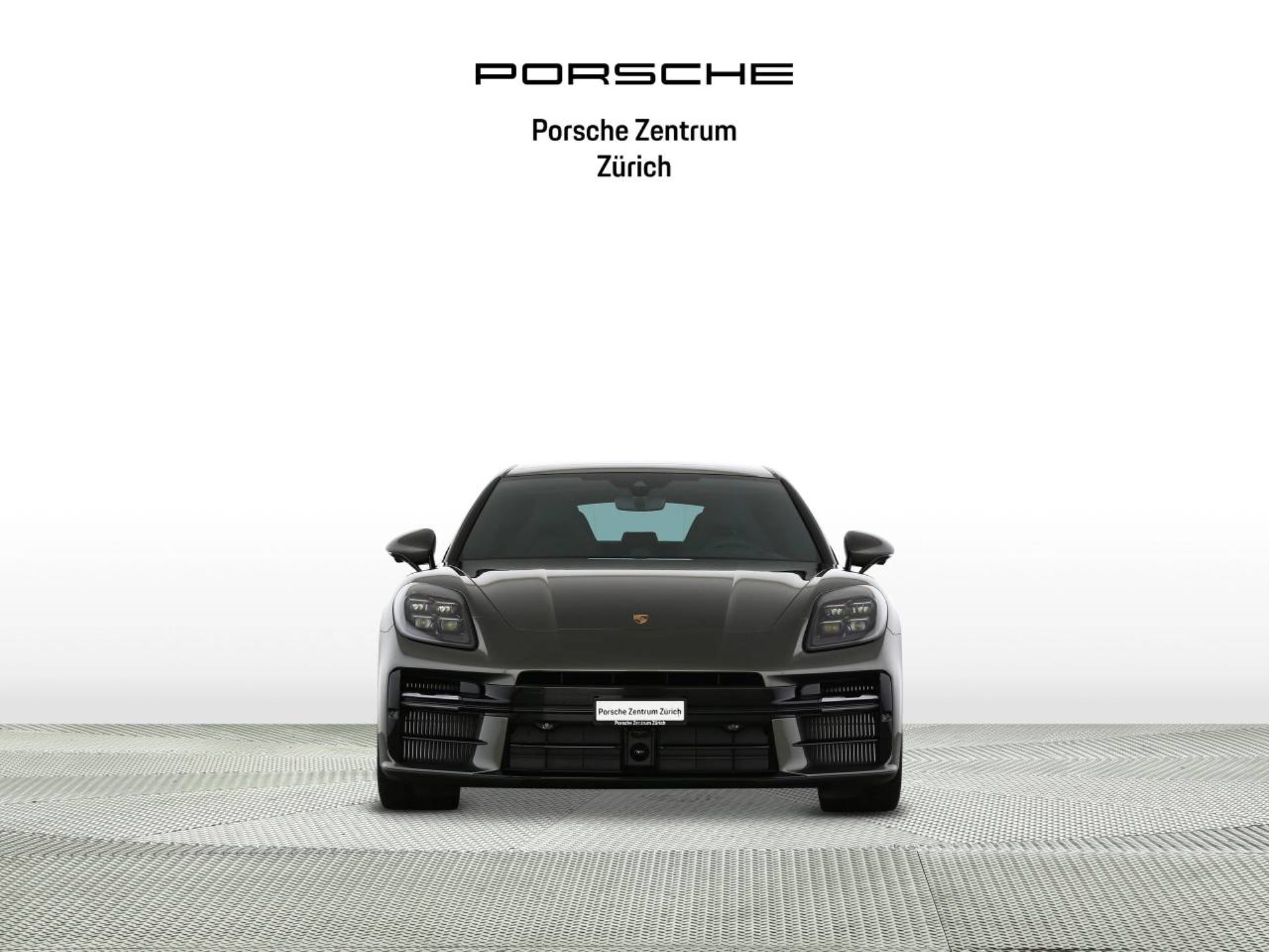 PORSCHE Panamera 4S E-Hybrid-image-6
