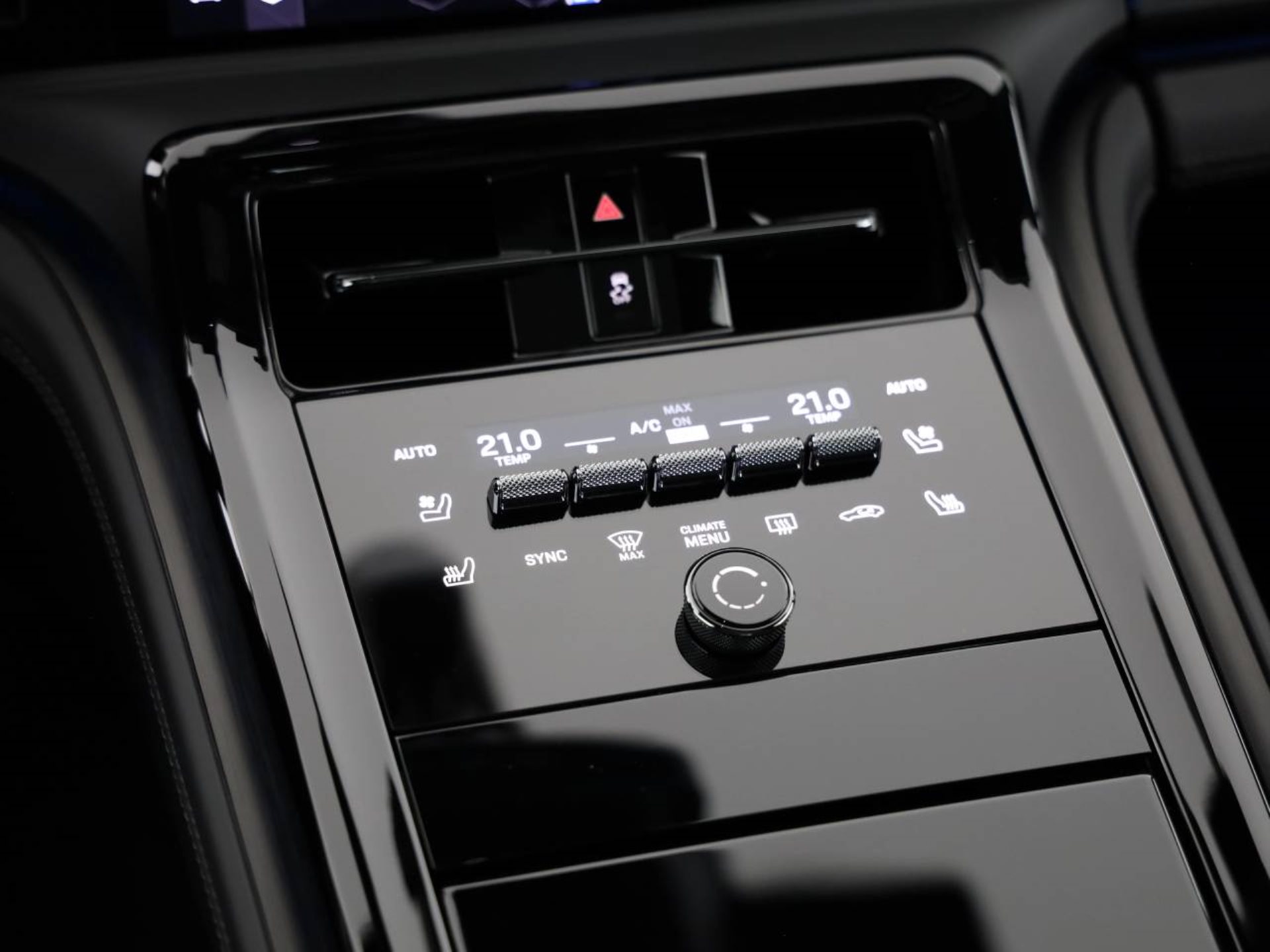 PORSCHE Panamera 4S E-Hybrid-image-14