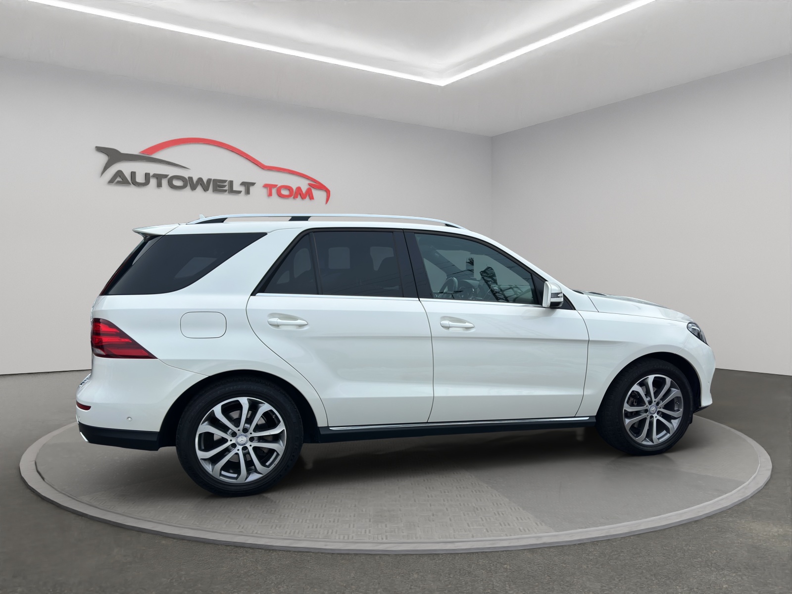 MERCEDES-BENZ GLE 350 d Executive 4Matic 9G-Tronic-image-5