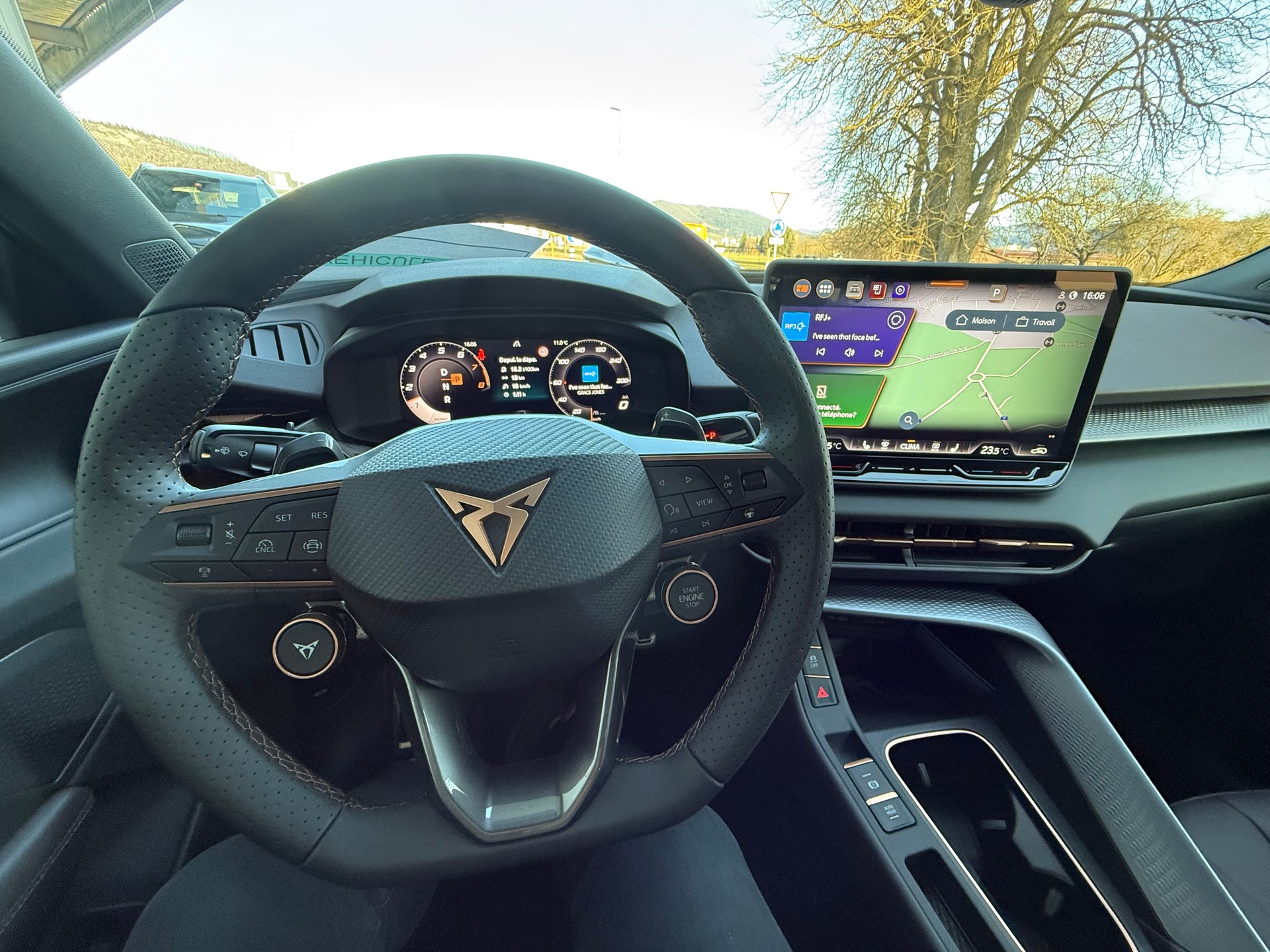 CUPRA Terramar 2.0 TSI DSG VZ 4Drive / VENDUE VERKAUFT-image-10