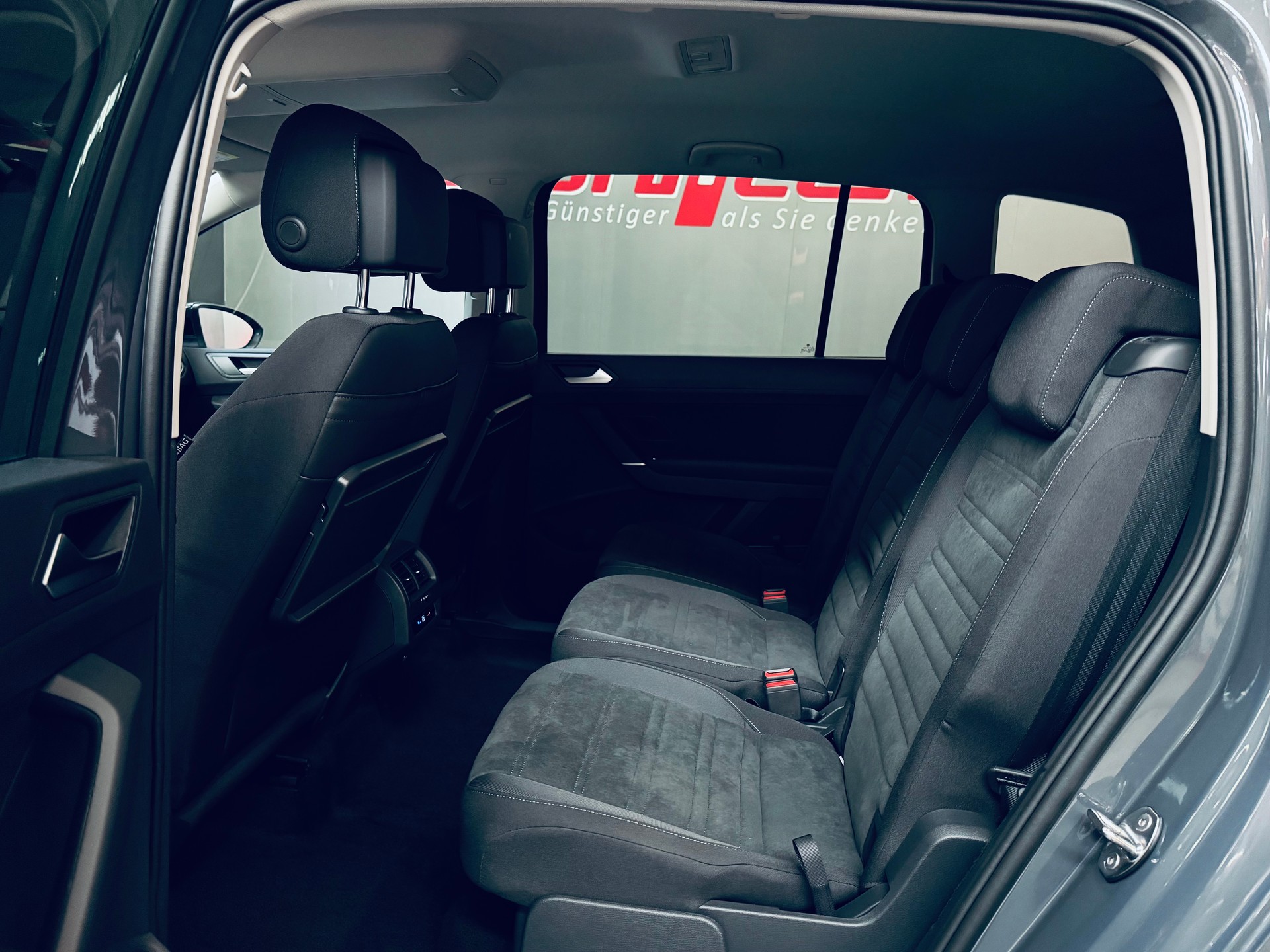 VW Touran 1.5 TSI EVO Comfortline DSG-image-14