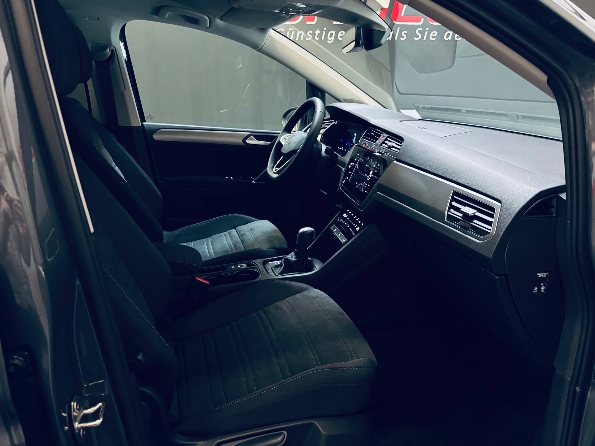 VW Touran 1.5 TSI EVO Comfortline DSG-image-18