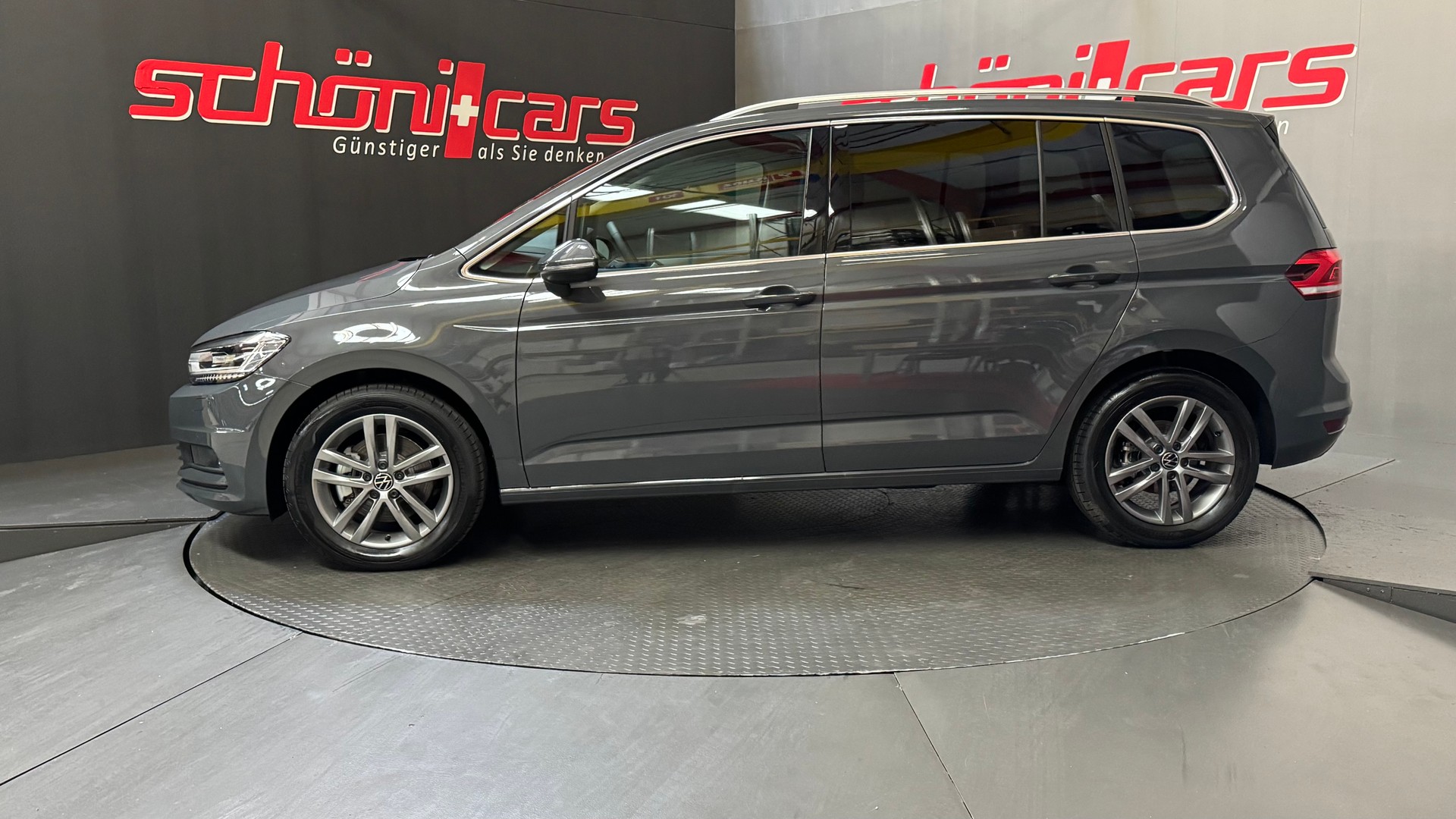 VW Touran 1.5 TSI EVO Comfortline DSG-image-2