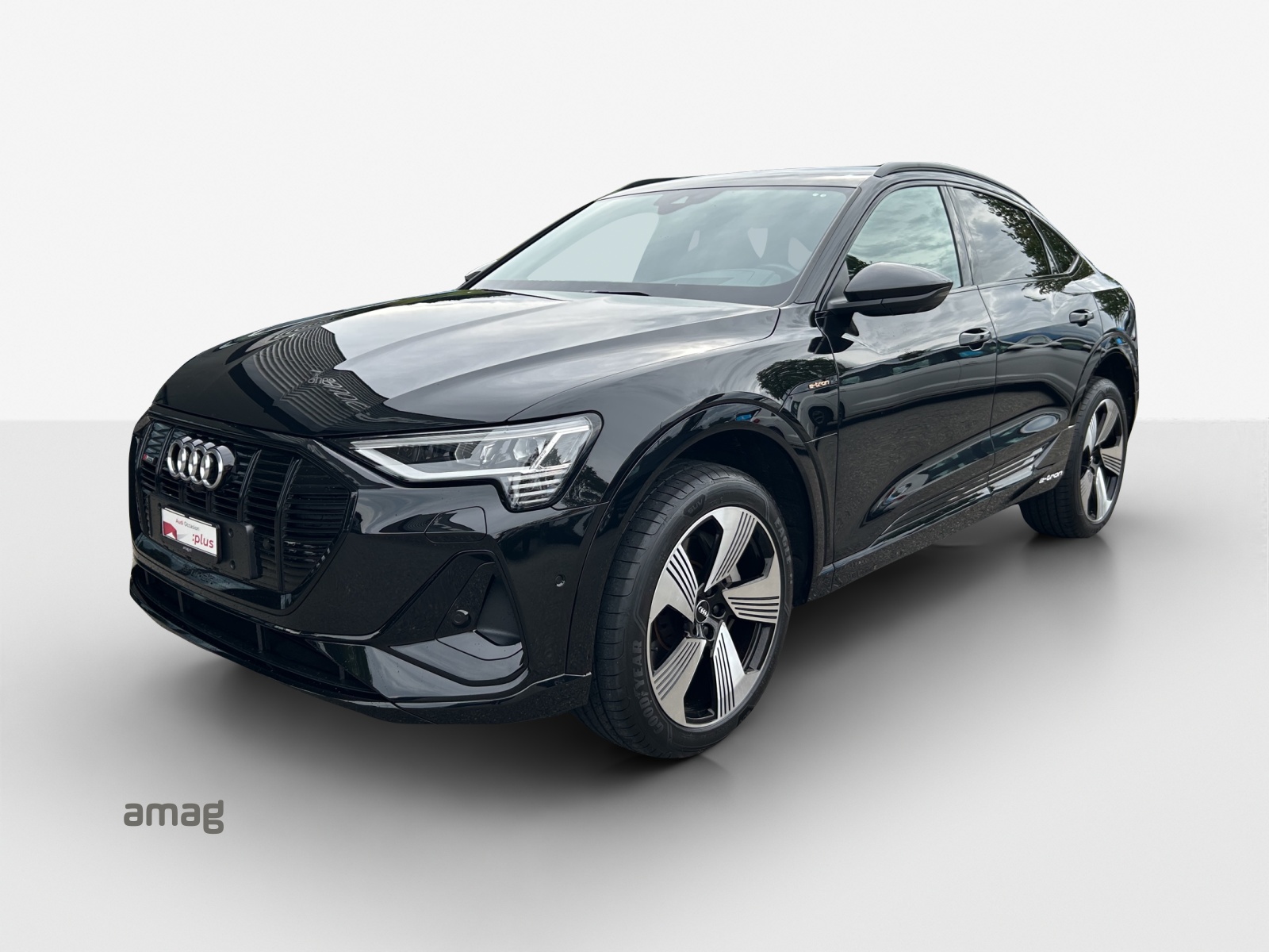 AUDI e-tron 55 Sportback S Line quattro-image-0