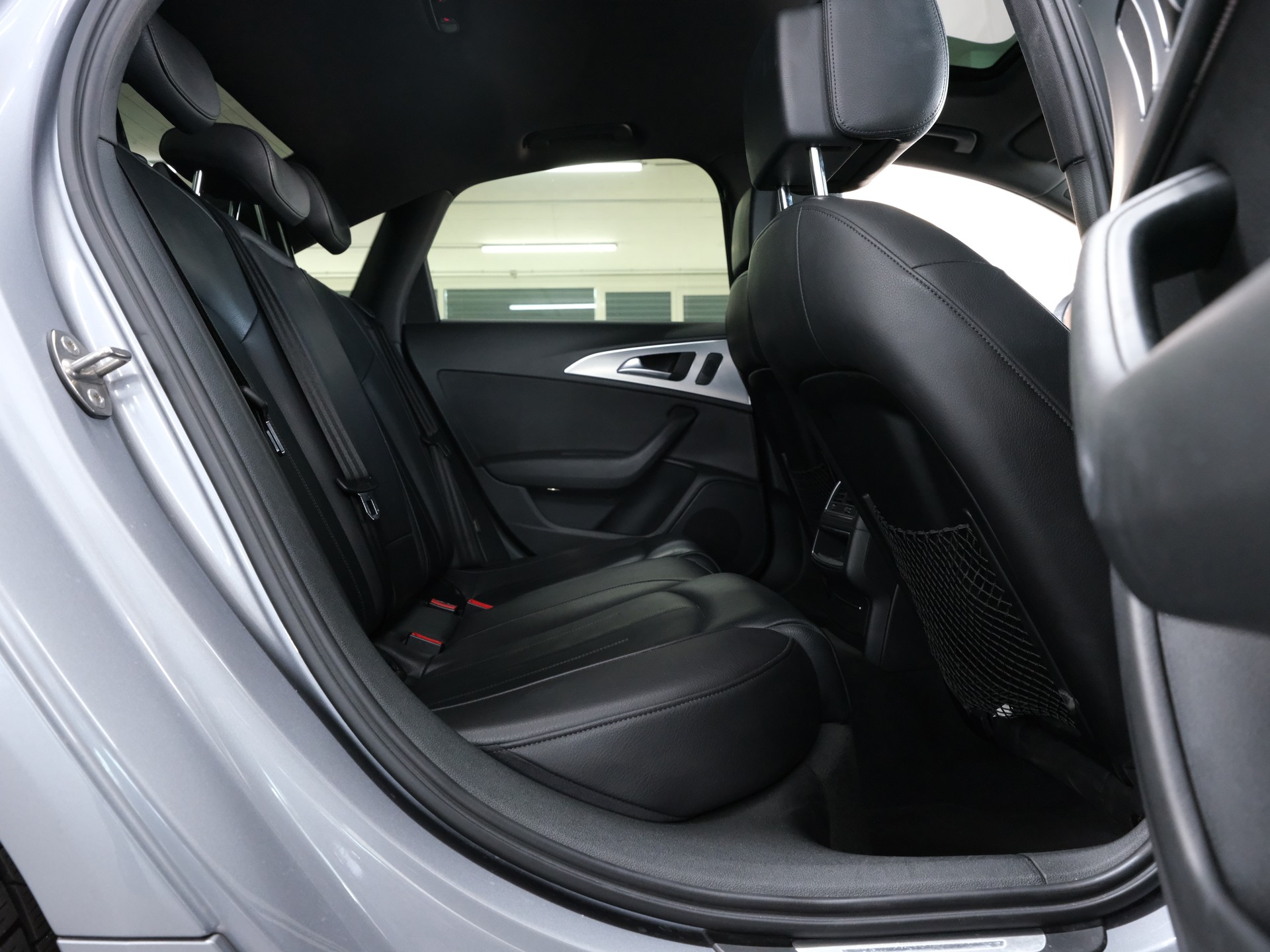 AUDI A6 Limousine 3.0 TDI V6 quattro S-tronic-image-18