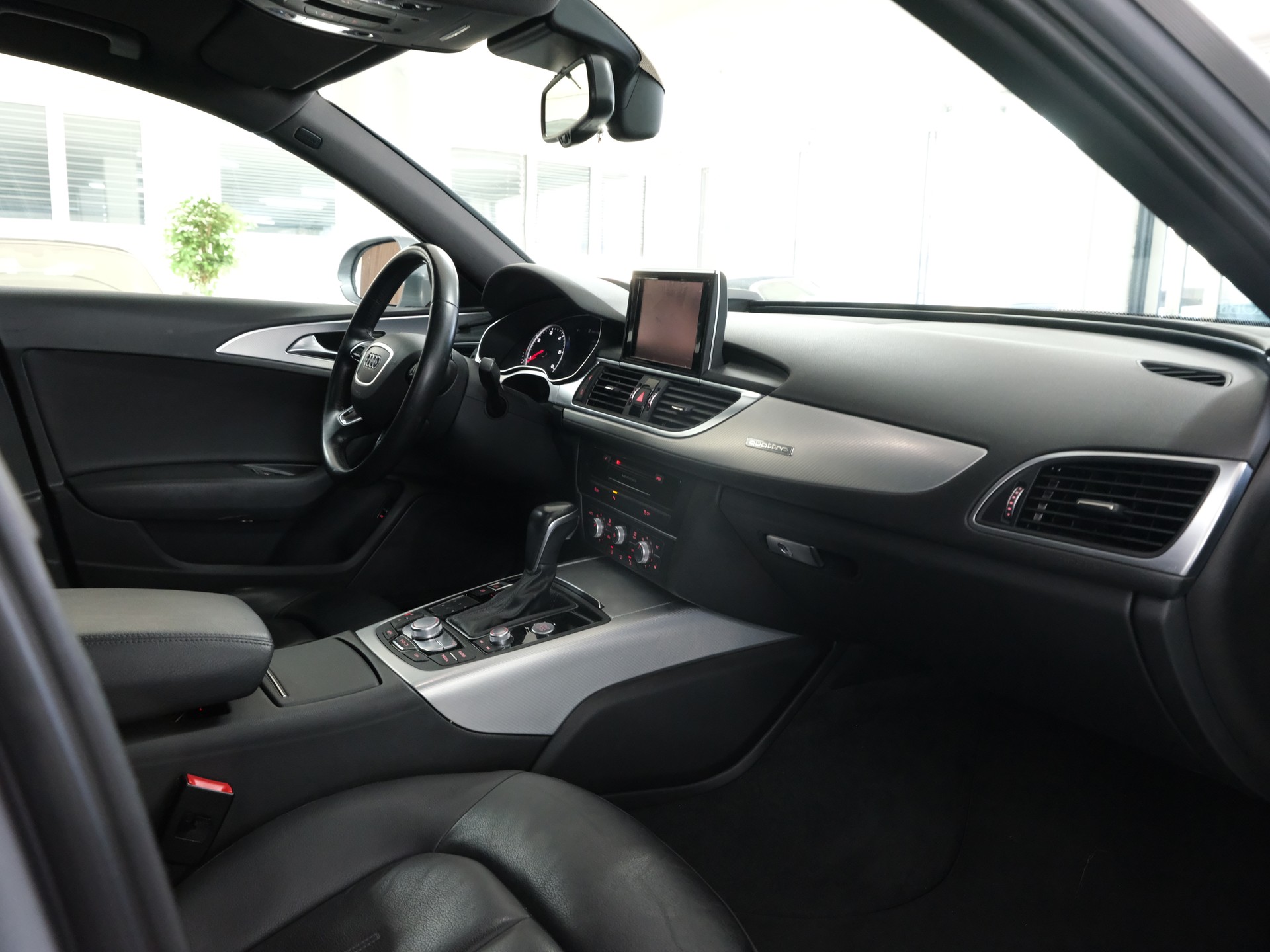 AUDI A6 Limousine 3.0 TDI V6 quattro S-tronic-image-22