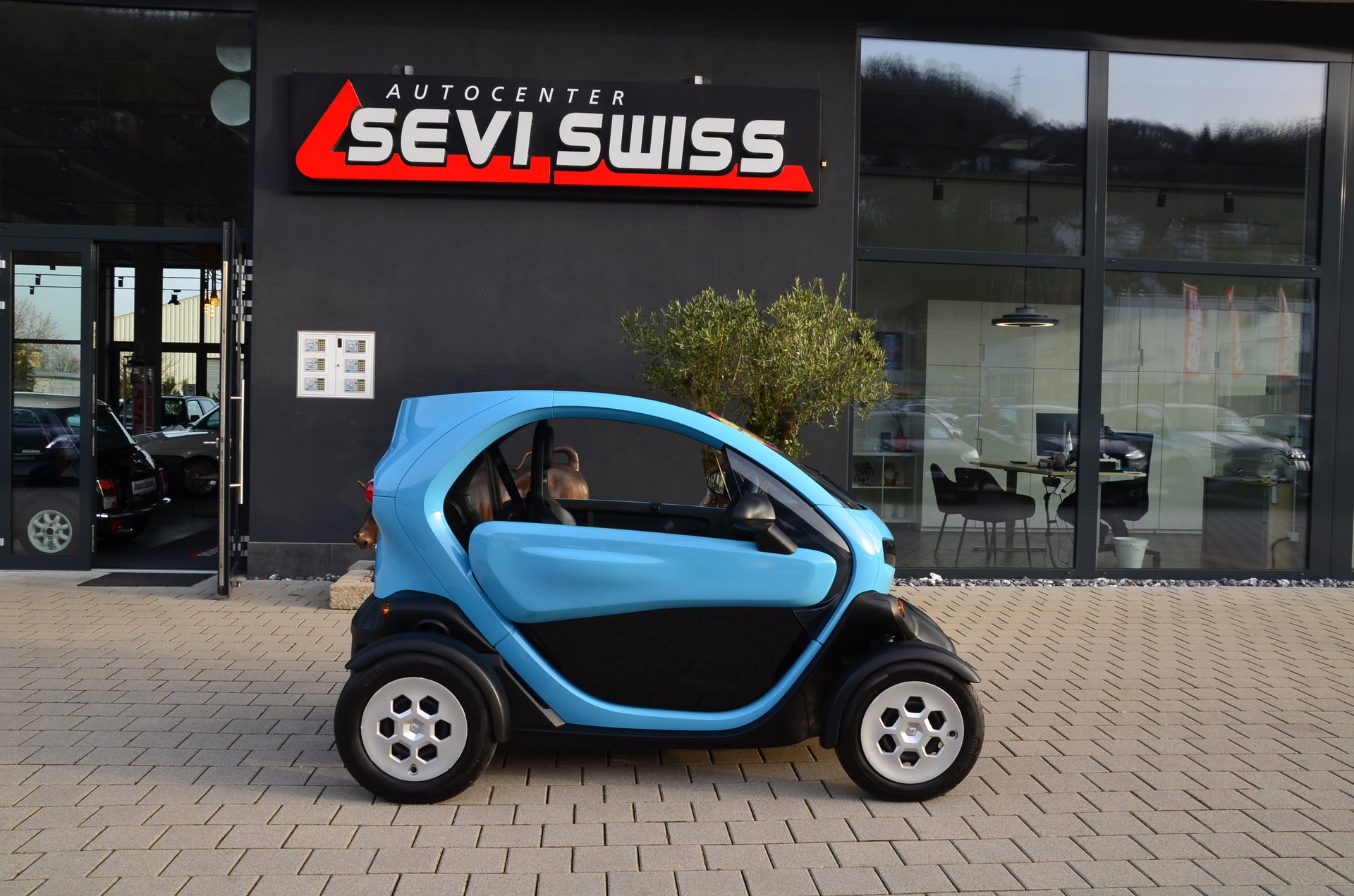 RENAULT Twizy Z.E. (Batterie inkl)-showroom-element-2