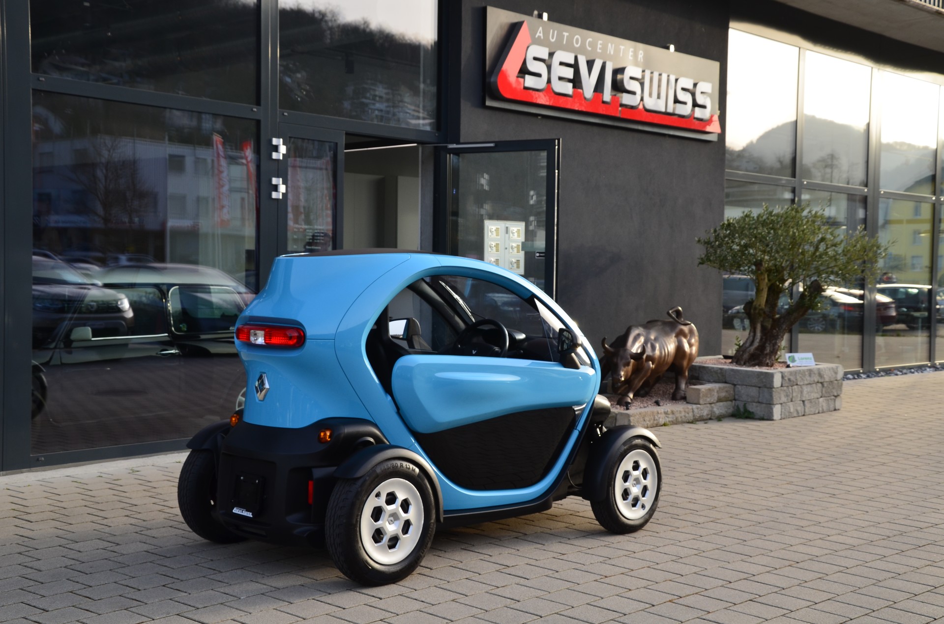 RENAULT Twizy Z.E. (Batterie inkl)-showroom-element-3