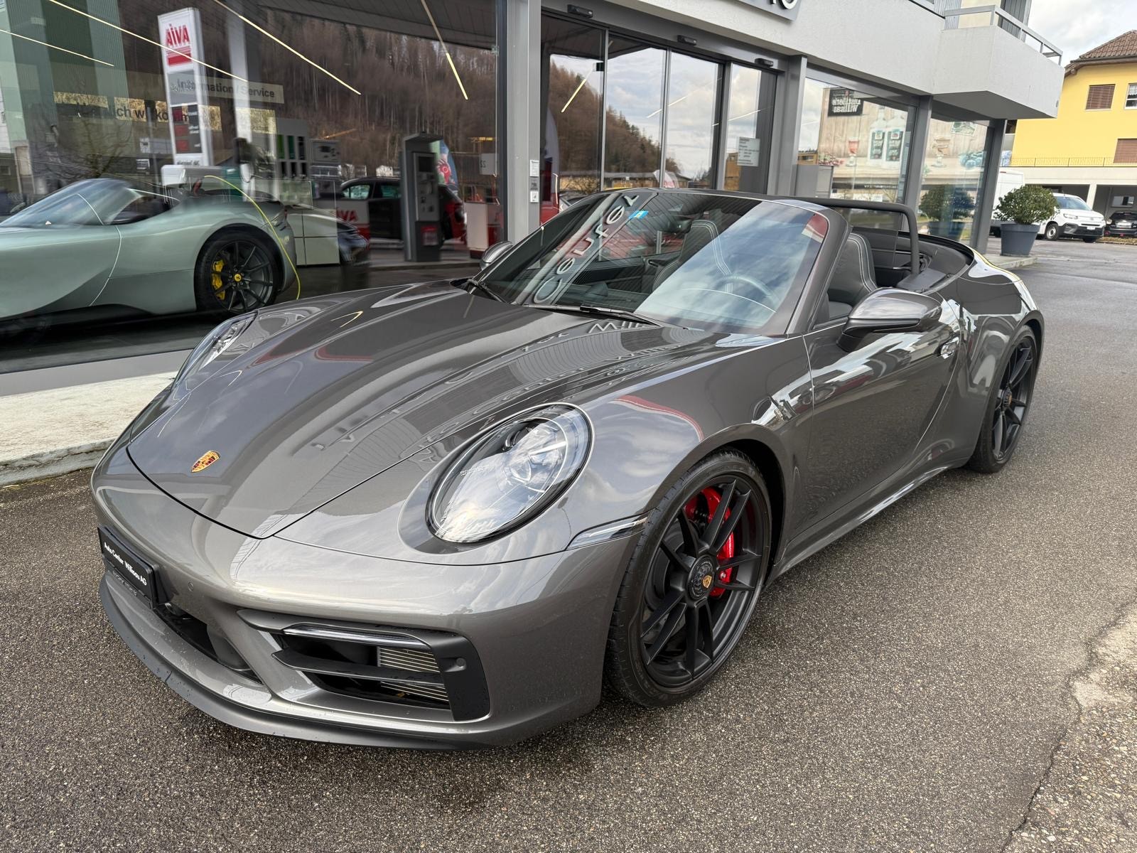 PORSCHE 911 Carrera GTS Cabriolet PDK-showroom-element-1