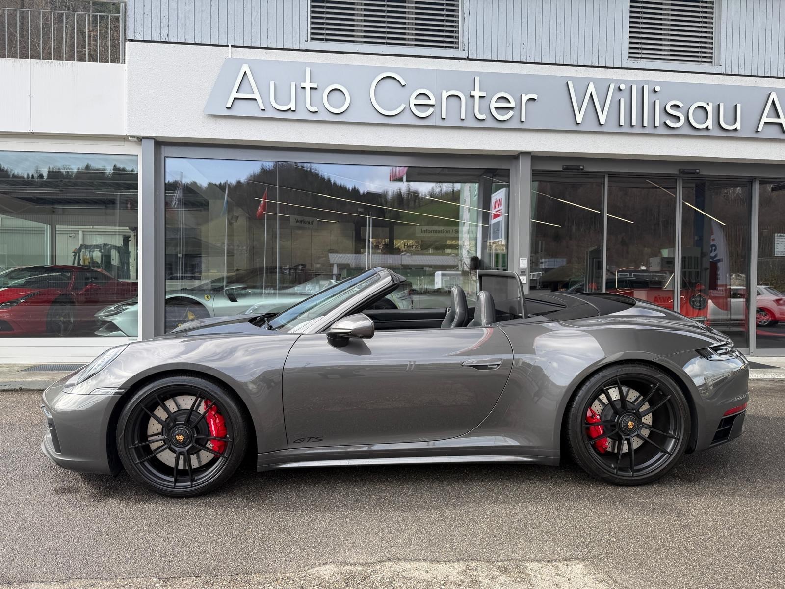 PORSCHE 911 Carrera GTS Cabriolet PDK-image-13