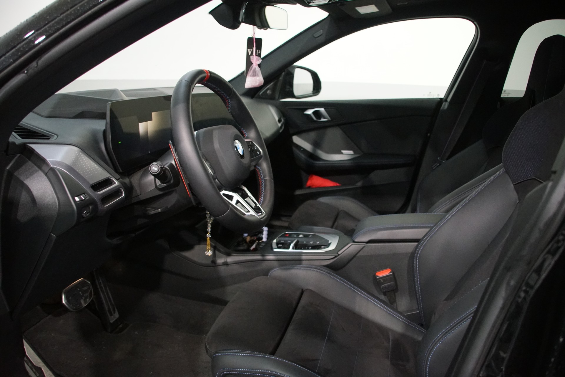 BMW M235 xDrive Gran Coupé-image-13