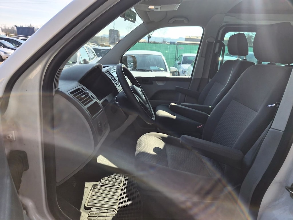 VW T5 2.0 TDI-image-7