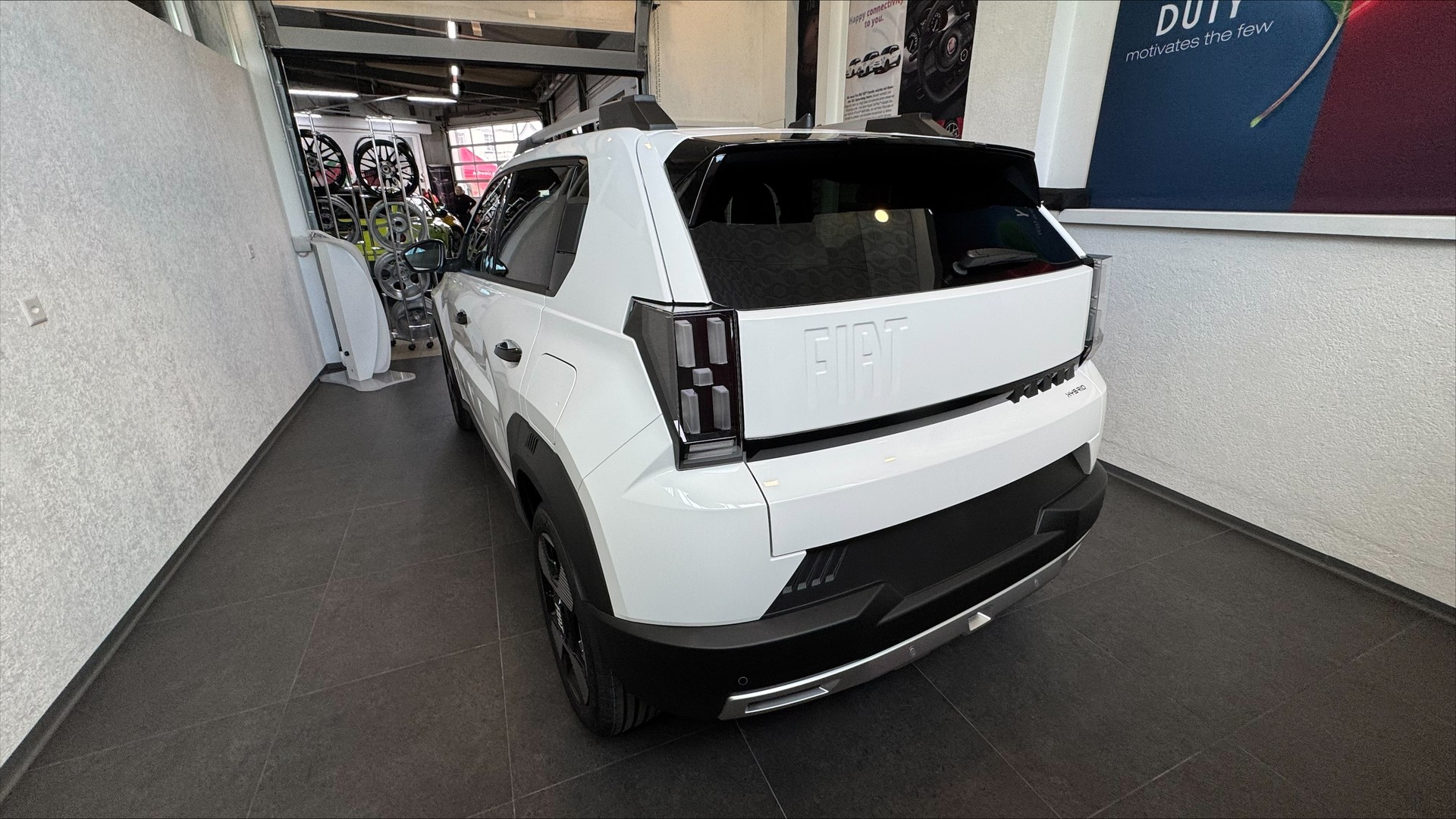 FIAT Grande Panda MHEV La Prima-image-2