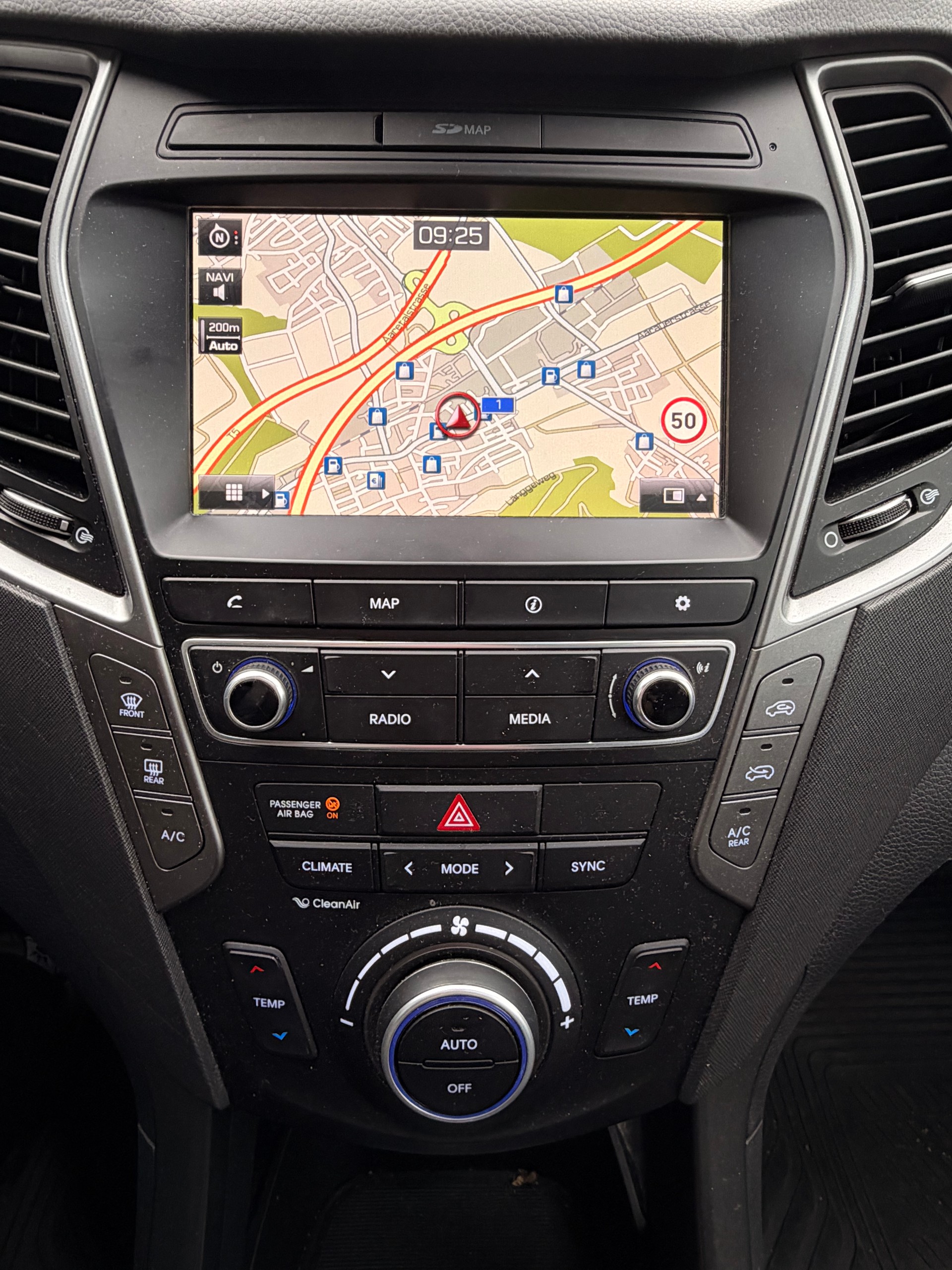 HYUNDAI Santa Fe 2.2 CRDI Vertex 4WD Automatic-image-8