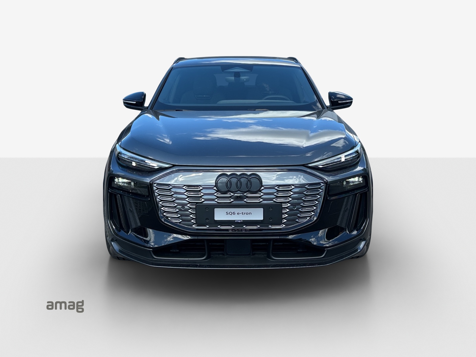 AUDI SQ6 Sportback e-tron quattro-image-7