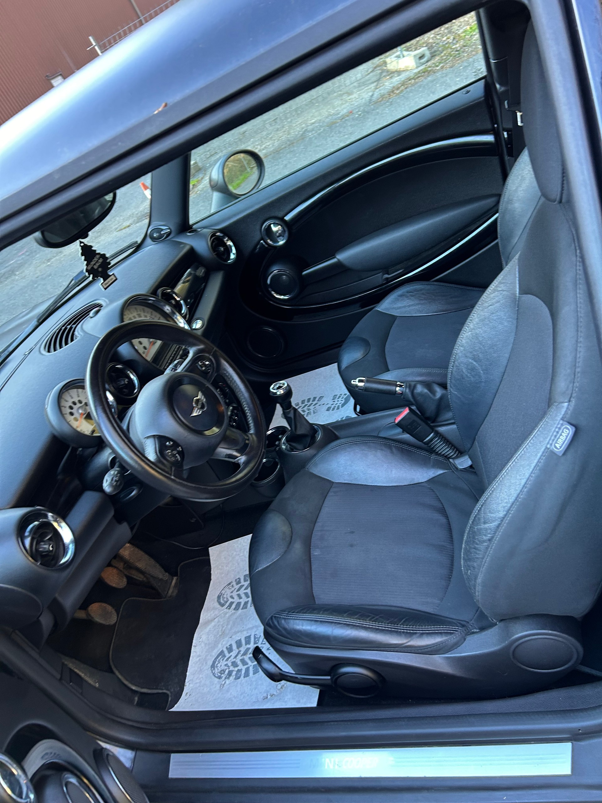 MINI Cooper-image-7