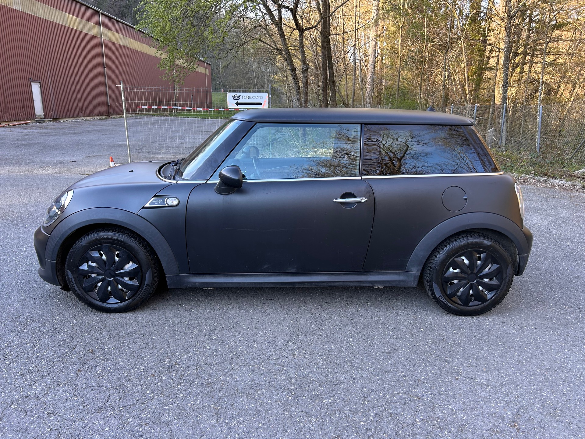 MINI Cooper-image-2