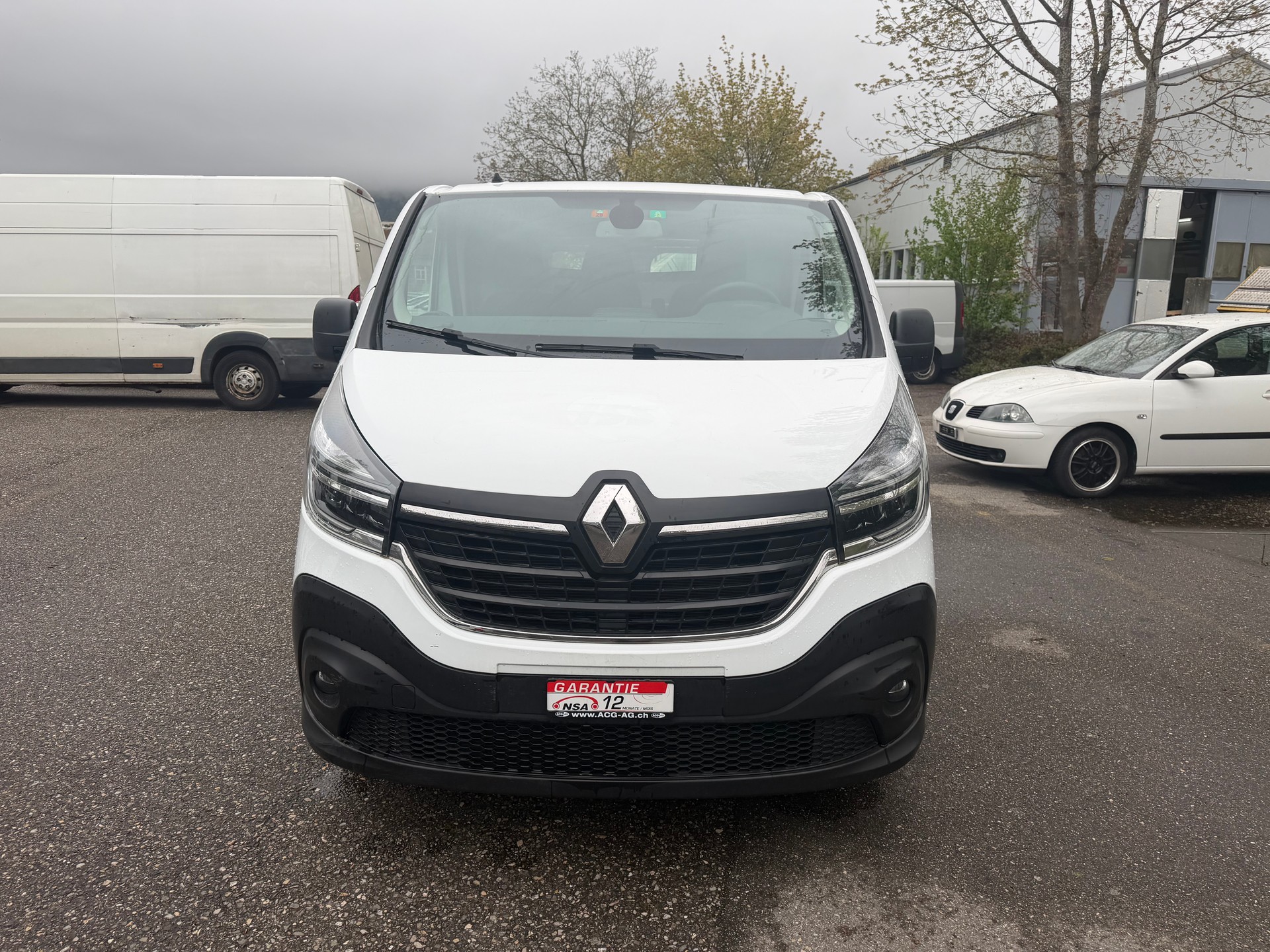 RENAULT Trafic 2.0 dCi 120 3.0t Business L1H1 * 03x Sitze * Klimaanlage * Tempomat * PDC H * RF-Kamera * Frisch Ab MFK-image-1