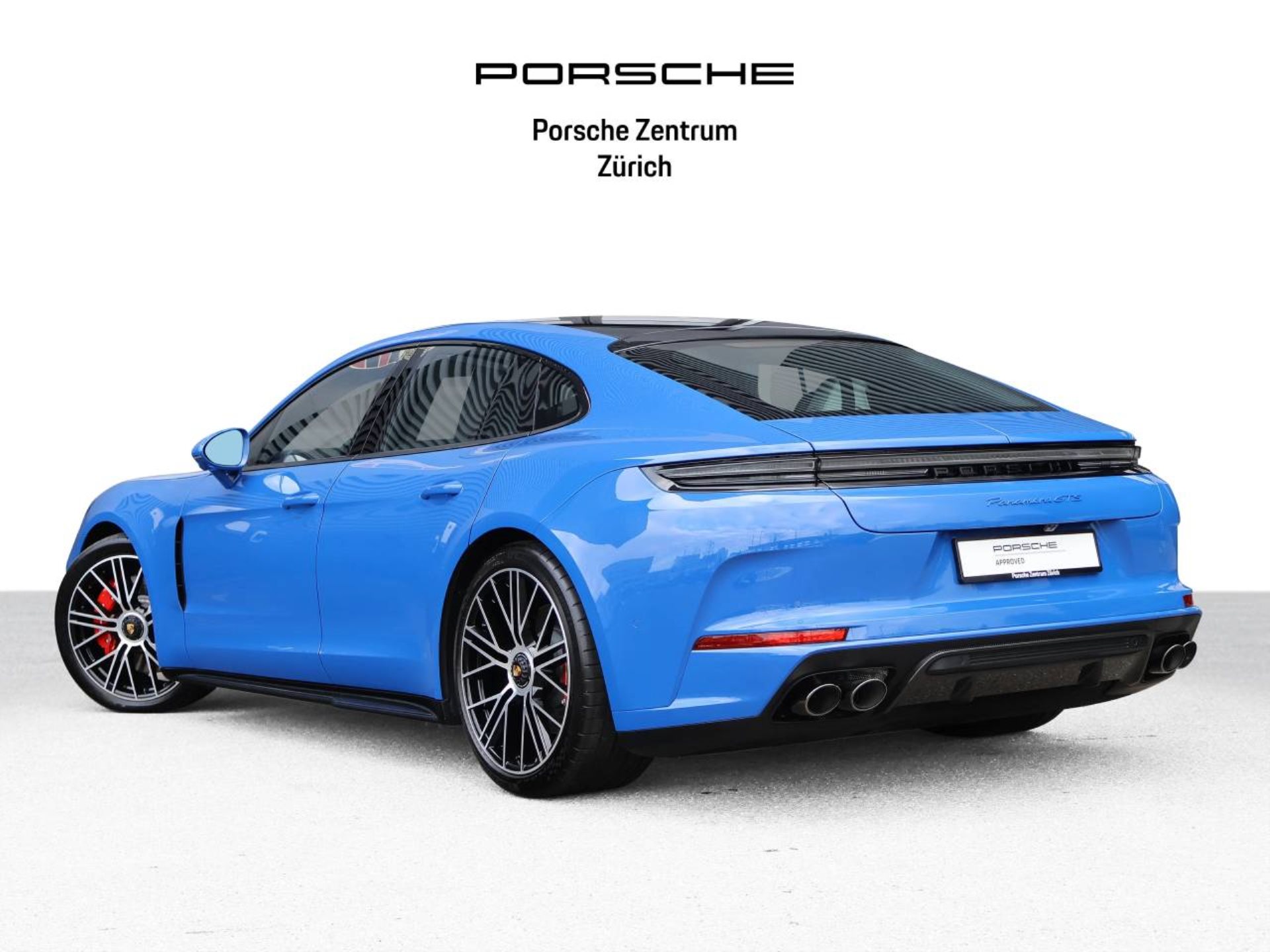 PORSCHE Panamera GTS-showroom-element-2