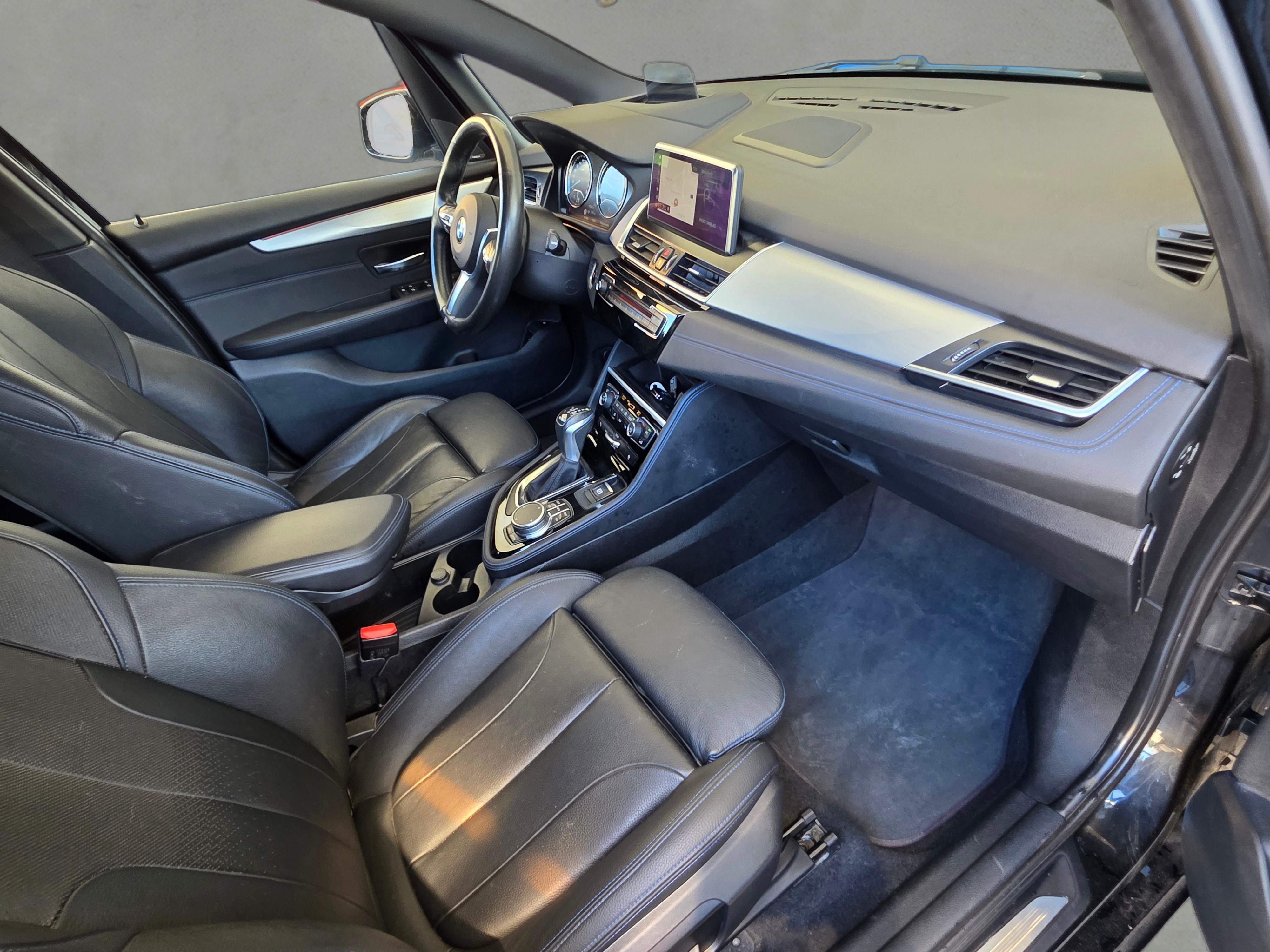 BMW 225xe iPerformance Active Tourer Steptronic M Sport — slika 14