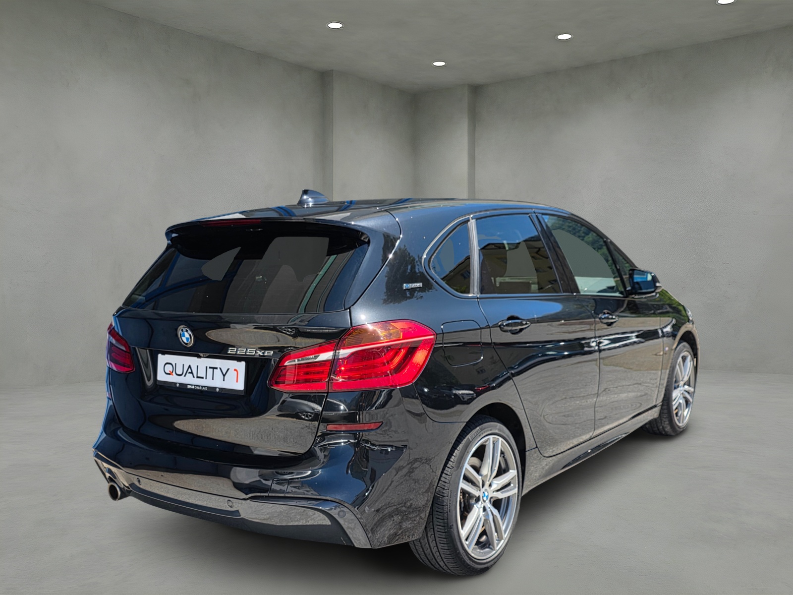 BMW 225xe iPerformance Active Tourer Steptronic M Sport-image-7