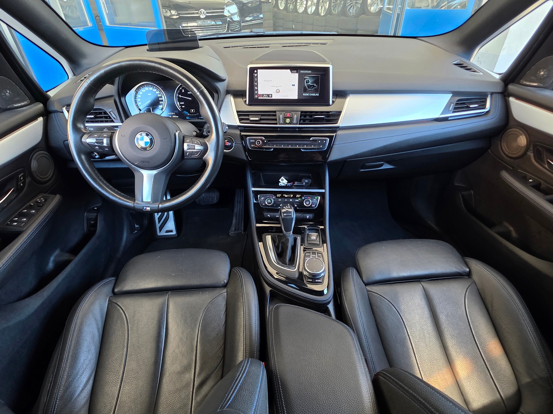 BMW 225xe iPerformance Active Tourer Steptronic M Sport-image-10