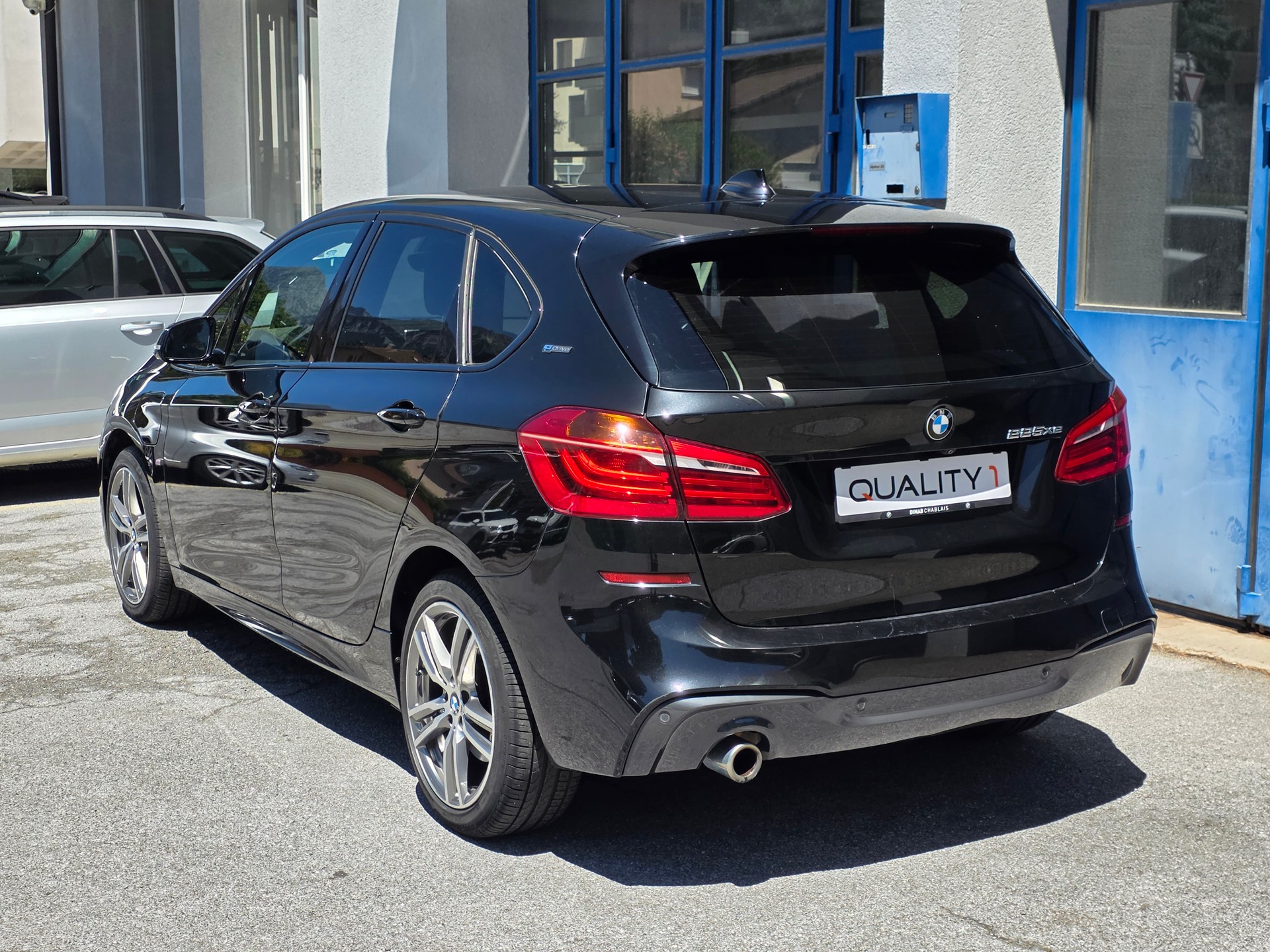 BMW 225xe iPerformance Active Tourer Steptronic M Sport-showroom-element-3