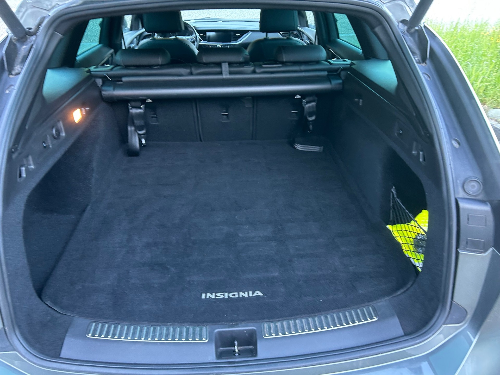 OPEL Insignia 2.0 T Sports Tourer Excellence 4WD Automat.-image-5