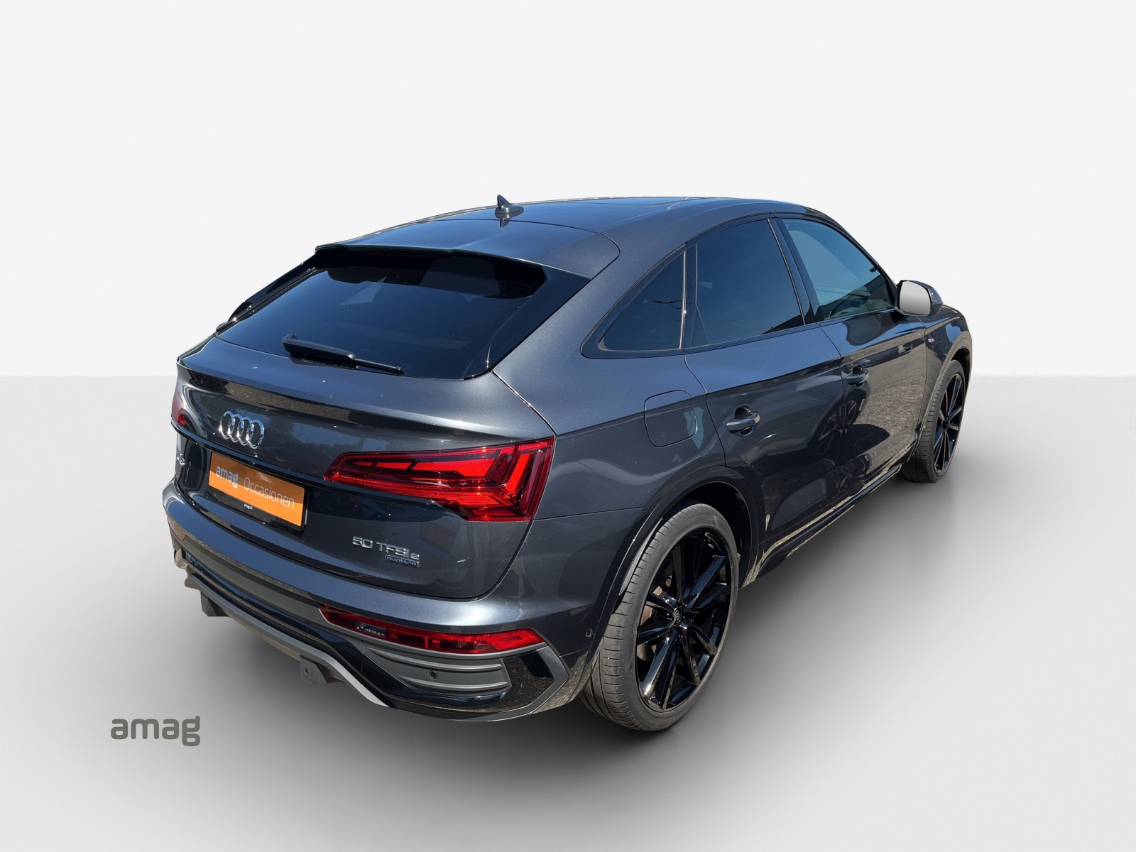 AUDI Q5 Sportback 50 TFSI e PHEV S line quattro S-tronic-image-4