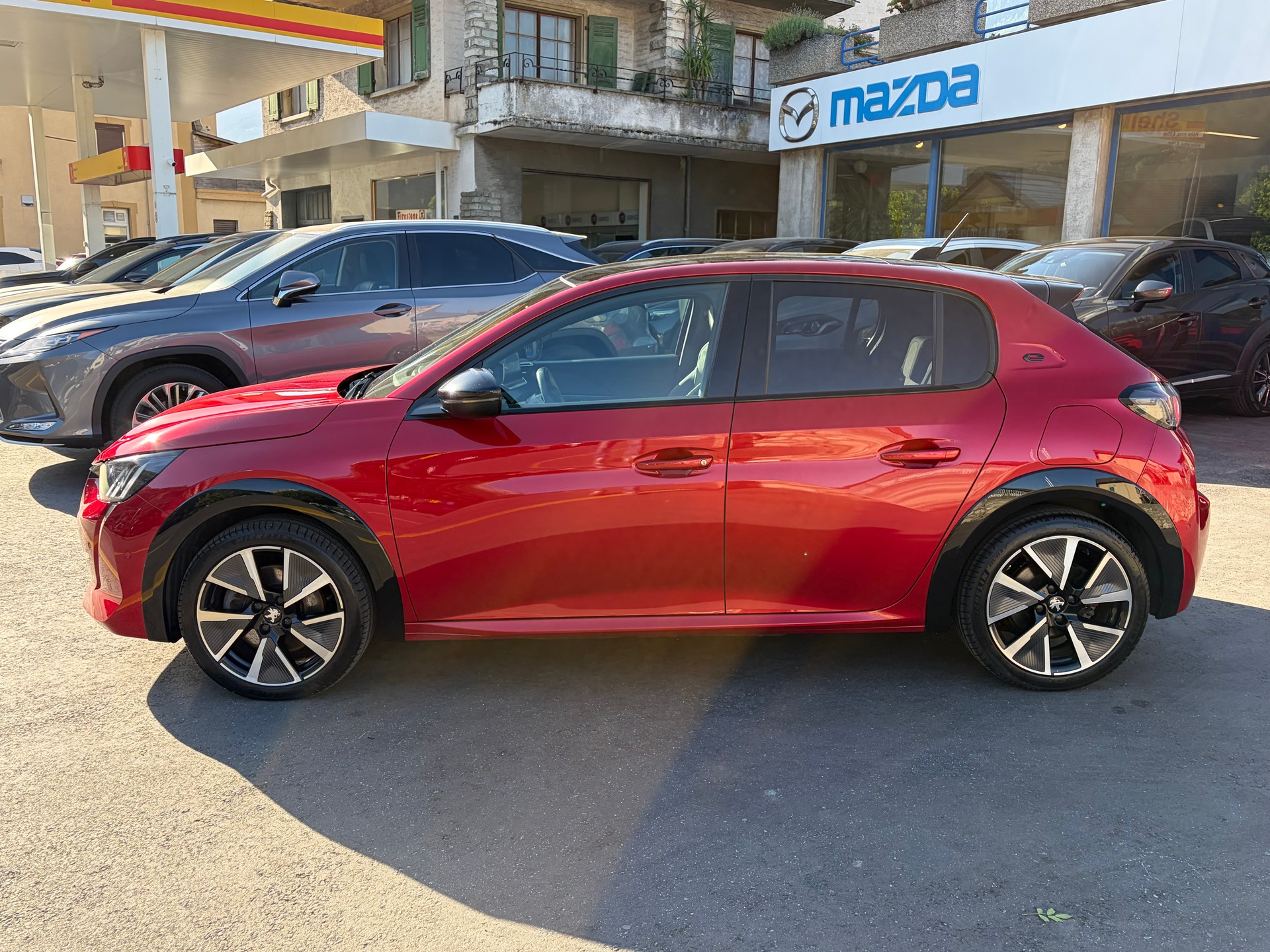 PEUGEOT 208 Elektrik GT Pack-image-1