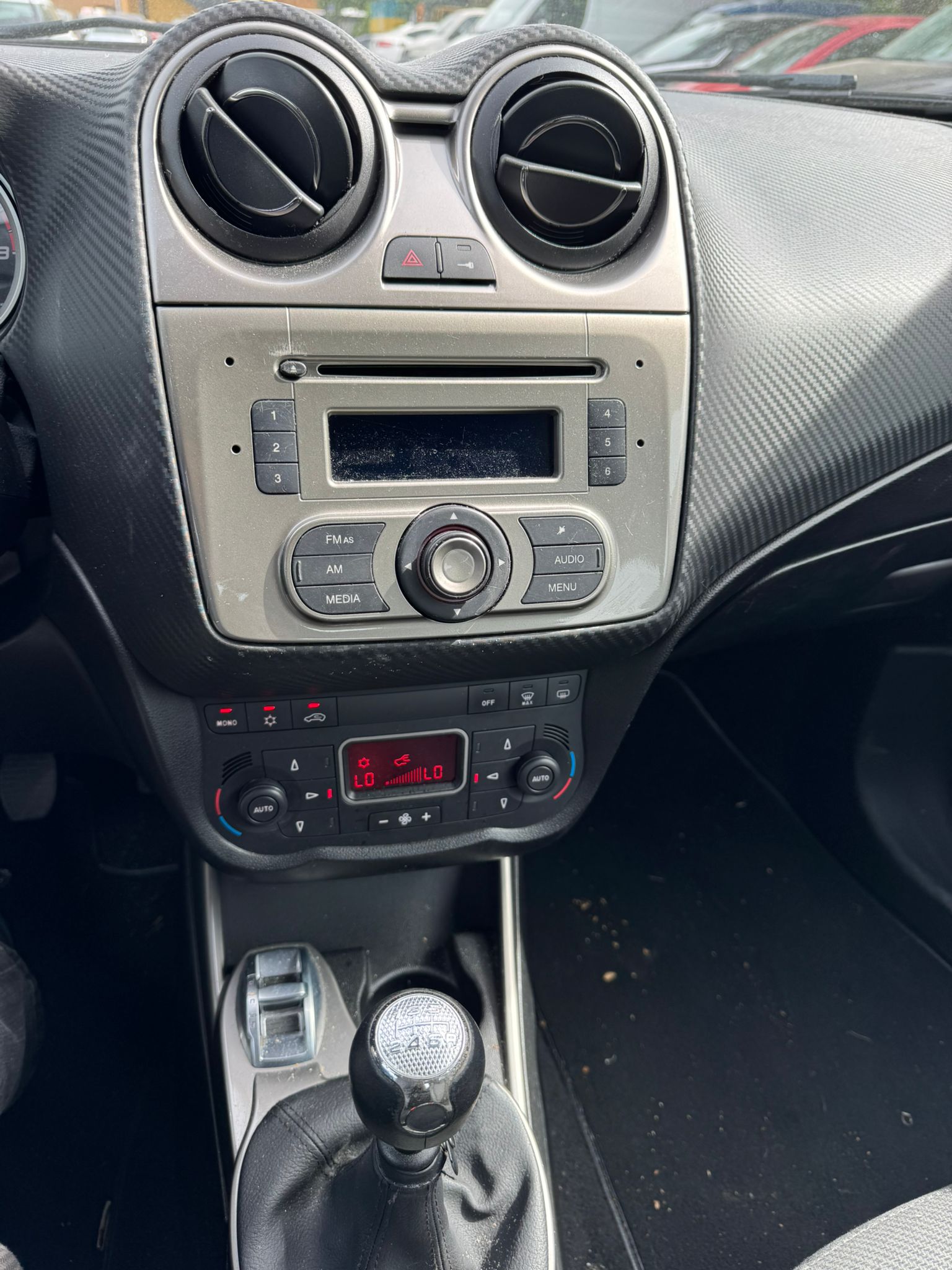 ALFA ROMEO MiTo 1.4 Distinctive-image-6